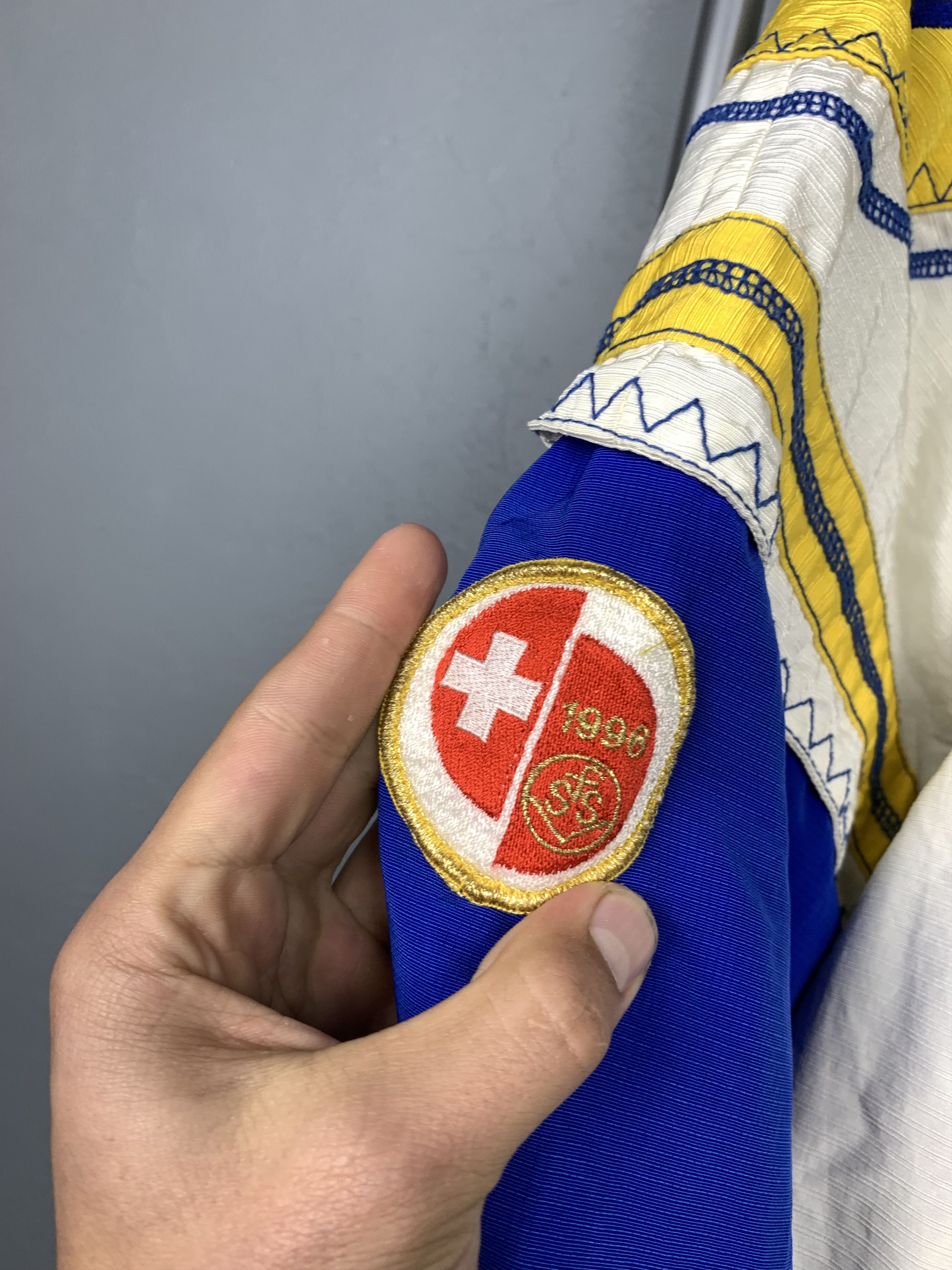 Goldwin Goldwin Suisse Freestyle Ski Team 90s Vintage Bomber Jacket Size US M / EU 48-50 / 2 - 3 Thumbnail
