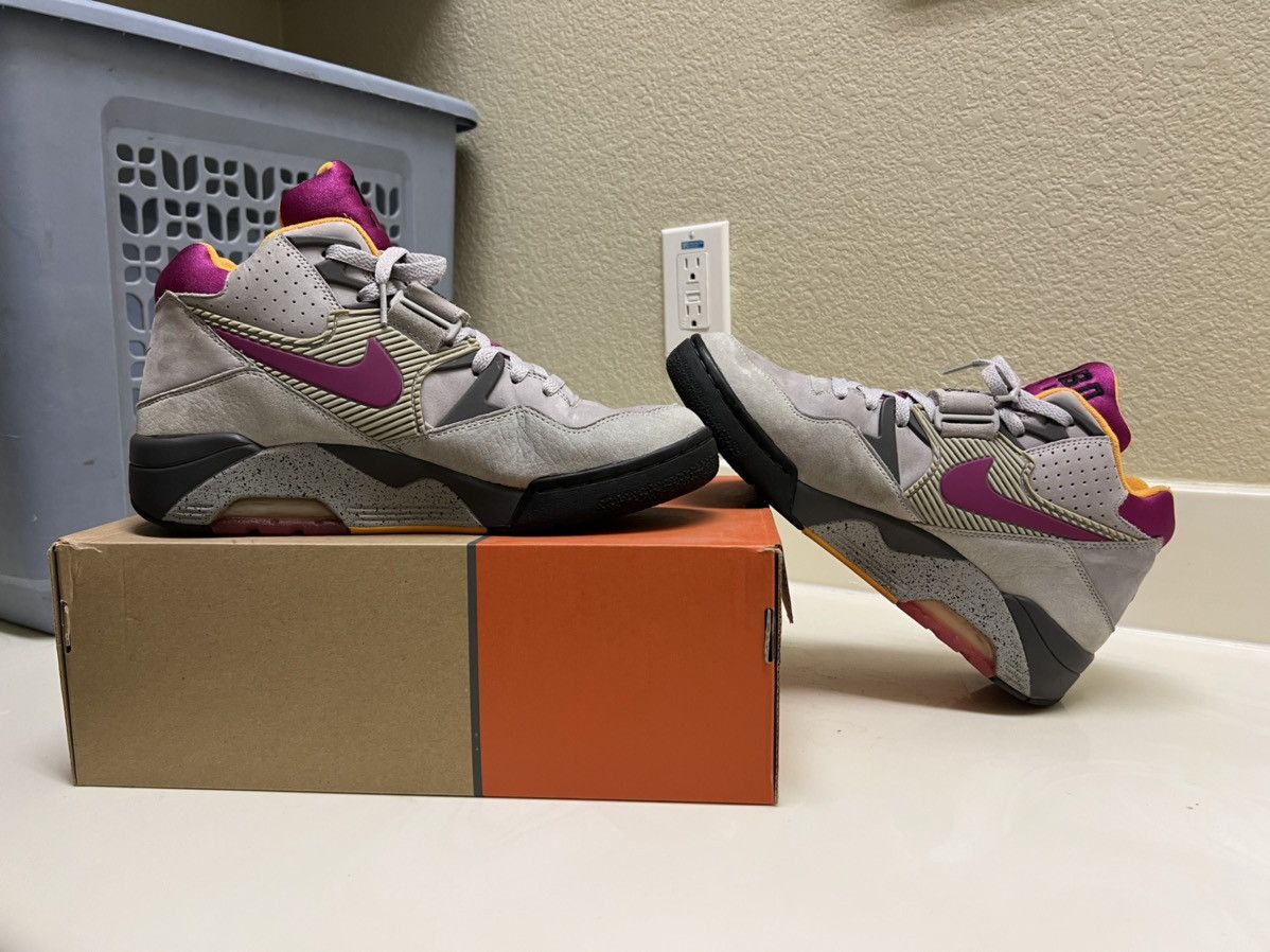 Nike Undefeated Air Force 180 Premium Size US 10 / EU 43 - 2 Thumbnail
