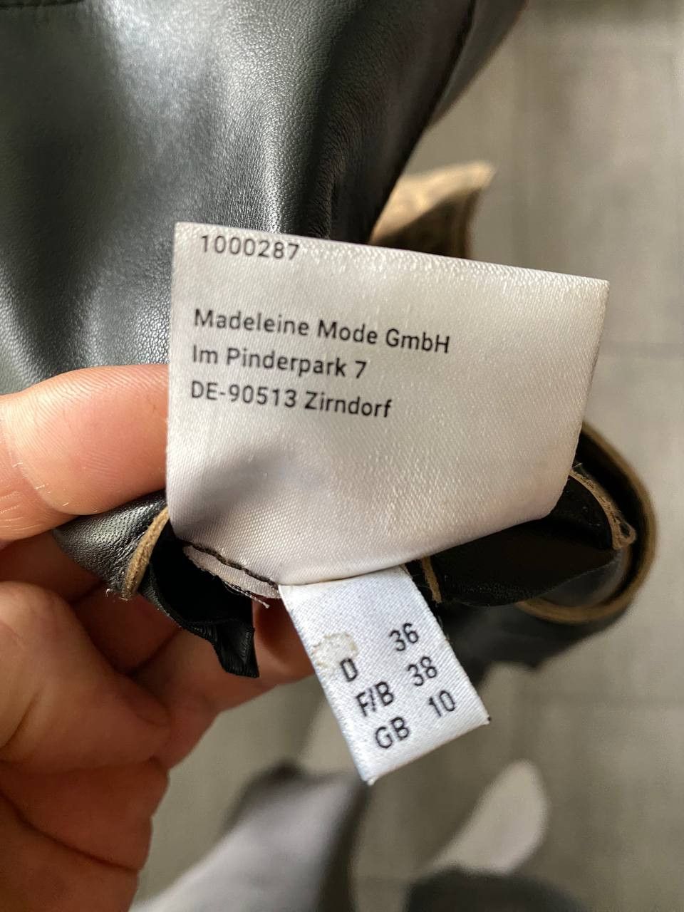 Escada Luxury Madeleine Reversible Cropped Lamb Leather Jacket Size M / US 6-8 / IT 42-44 - 5 Thumbnail
