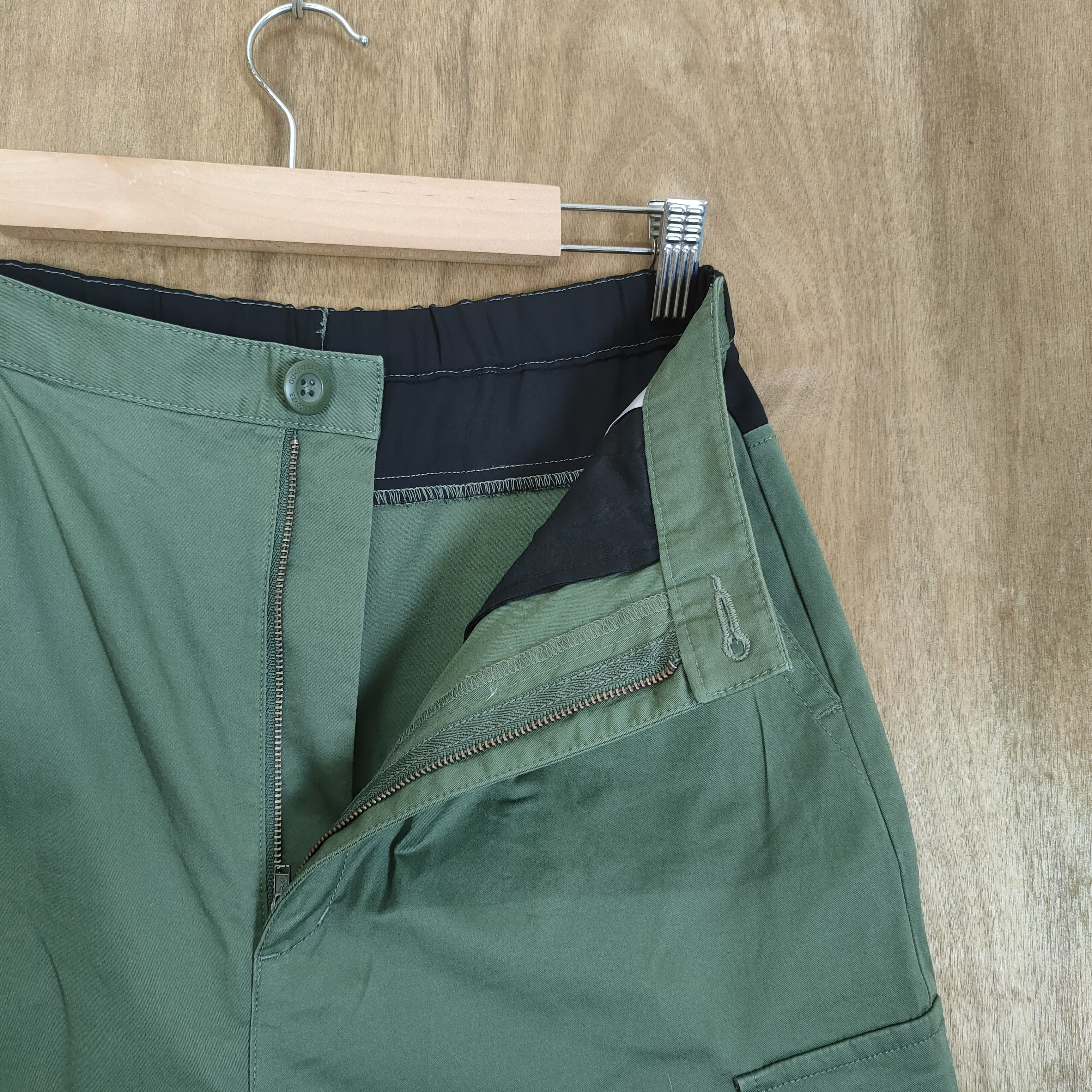 GU × Undercover GU X UNDERCOVER CARGO PANTS Size US 26 / EU 42 - 14 Thumbnail
