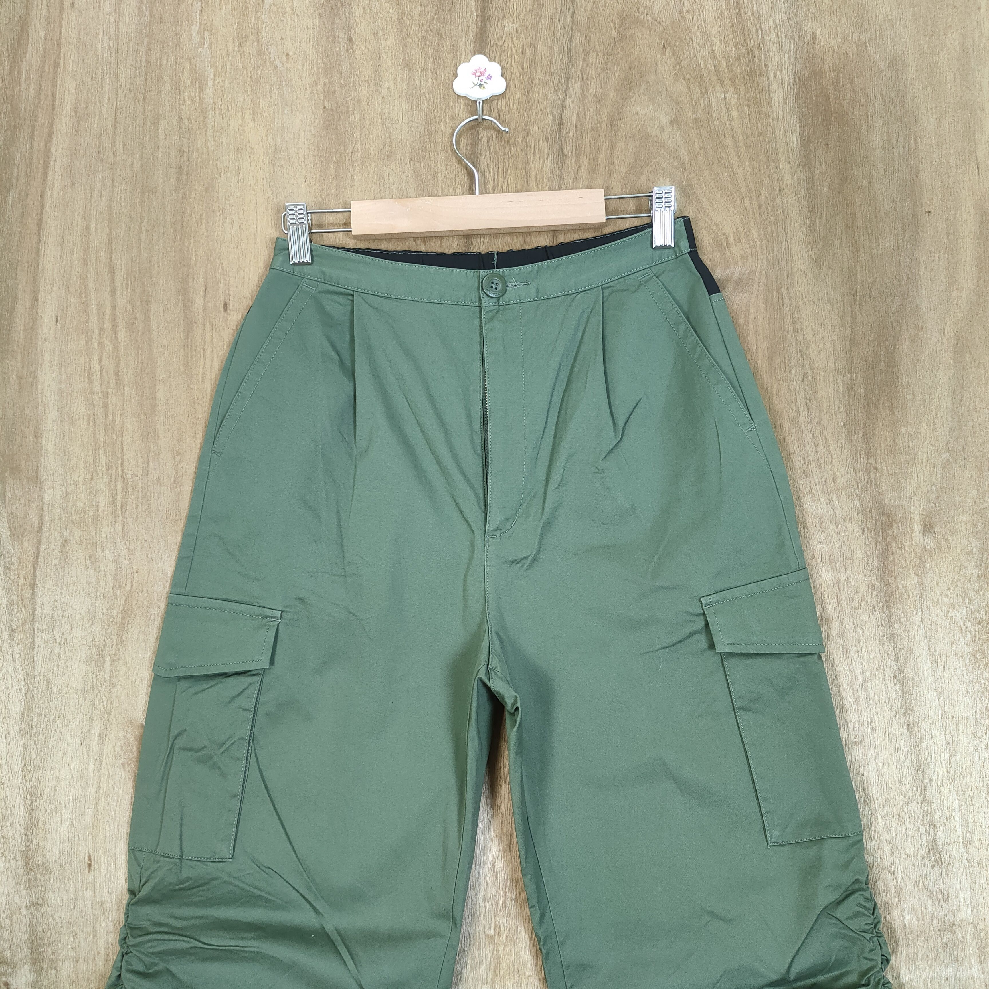 GU × Undercover GU X UNDERCOVER CARGO PANTS Size US 26 / EU 42 - 3 Thumbnail