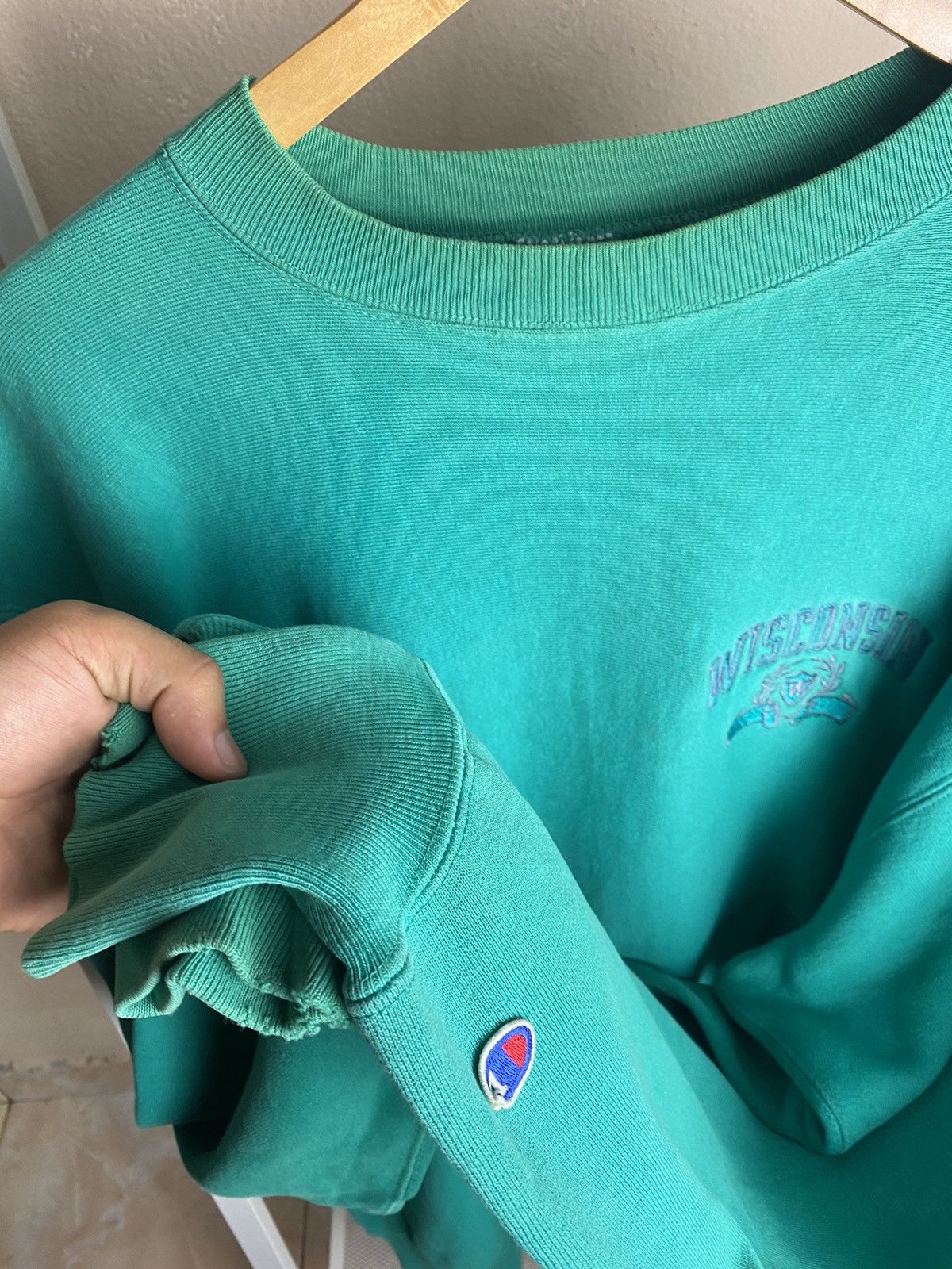 Champion × Vintage Vintage Champion Reverse Weave Wisconsin Baggy Distressed Size US XL / EU 56 / 4 - 5 Thumbnail