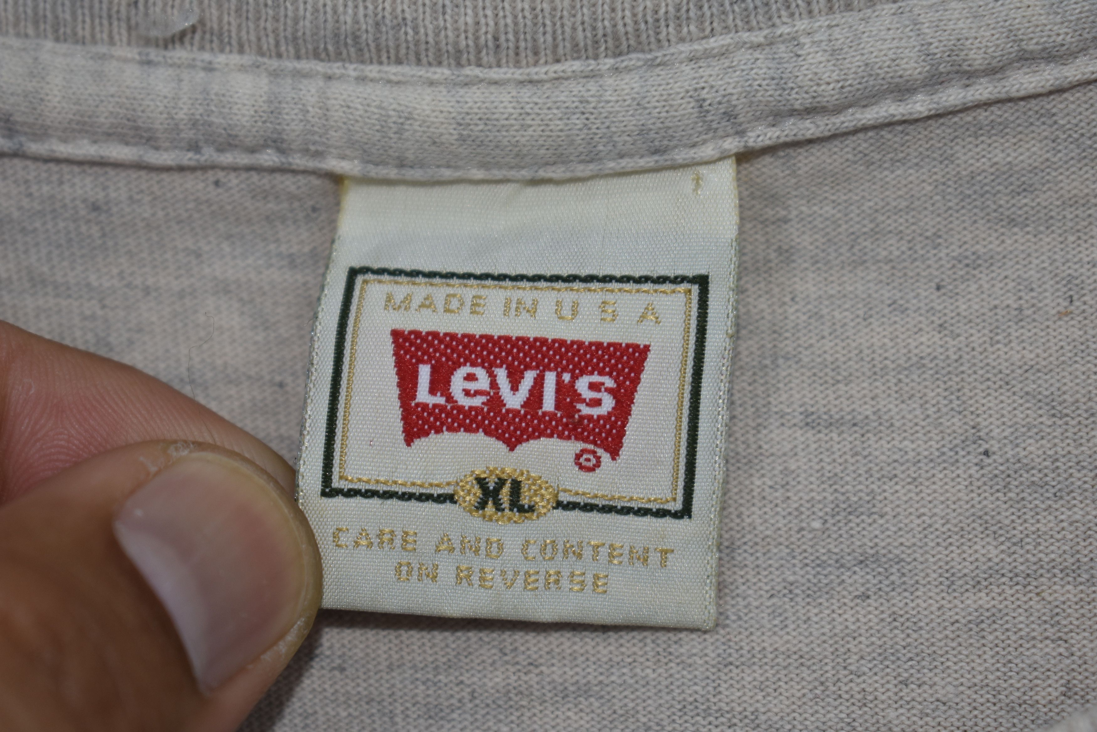 Levi's × Vintage A017 Vintage 90's Levi's graphic t-shirt Size US XL / EU 56 / 4 - 3 Thumbnail