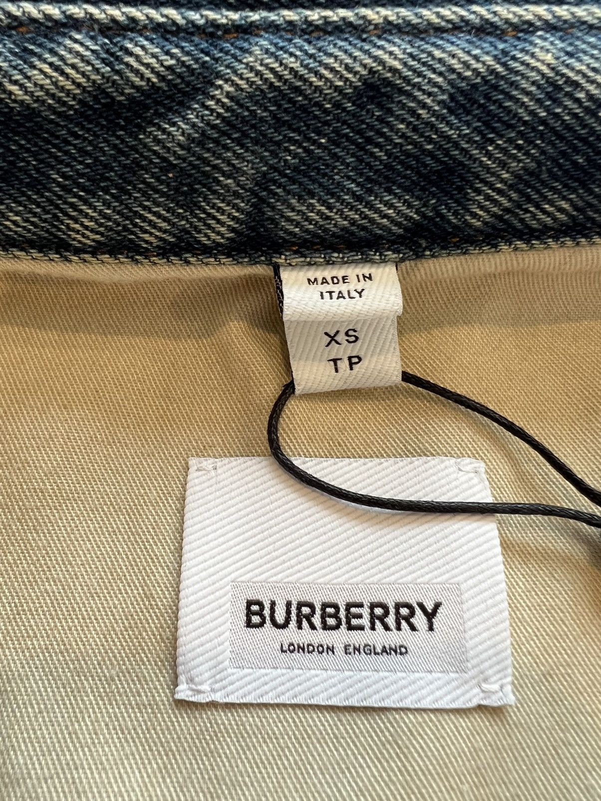 Burberry Burberry Denim Oversized Overshirt long sleeve shirt Size US XS / EU 42 / 0 - 10 Thumbnail