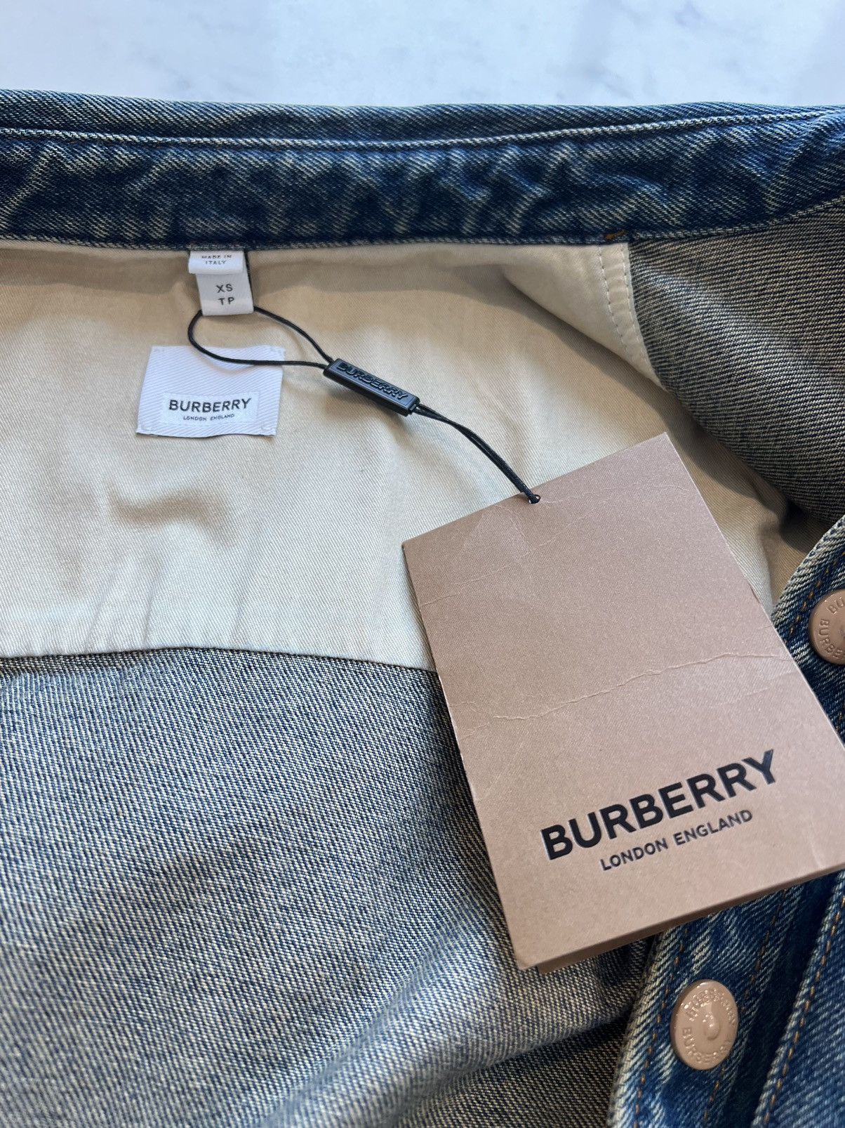 Burberry Burberry Denim Oversized Overshirt long sleeve shirt Size US XS / EU 42 / 0 - 9 Thumbnail