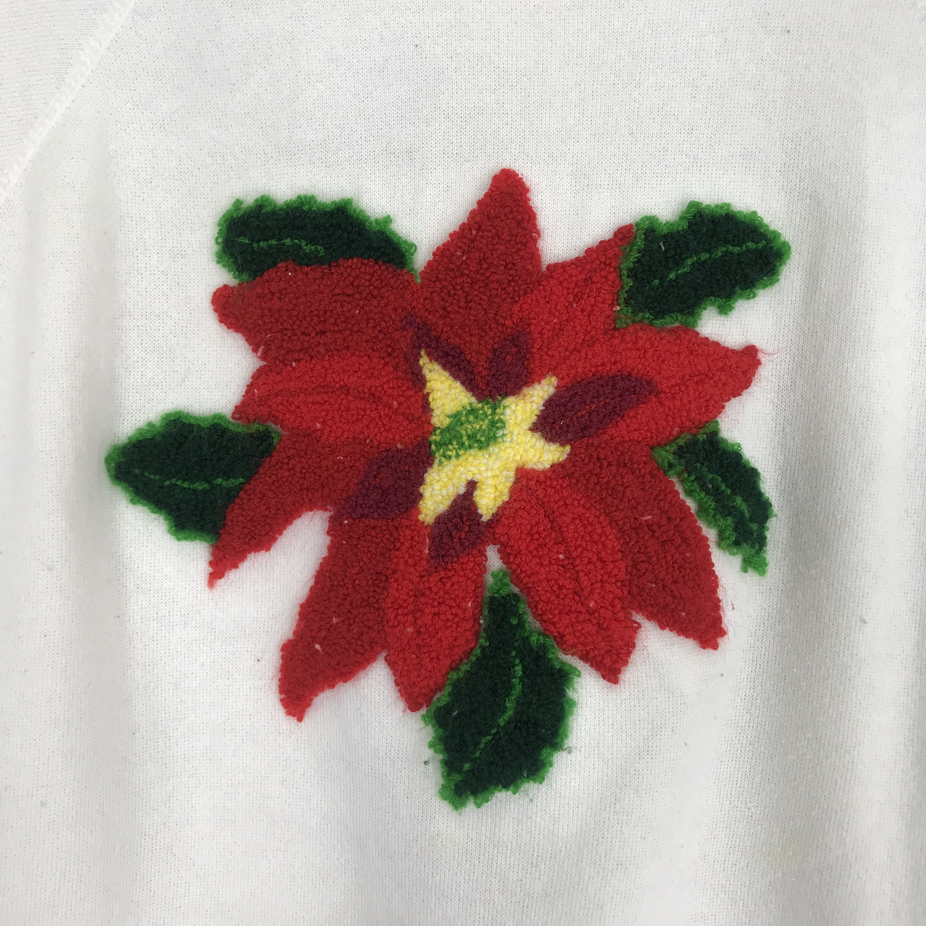 Tultex Vintage 90s Poinsettia Flower Graphic Sweatshirt Size US L / EU 52-54 / 3 - 4 Thumbnail