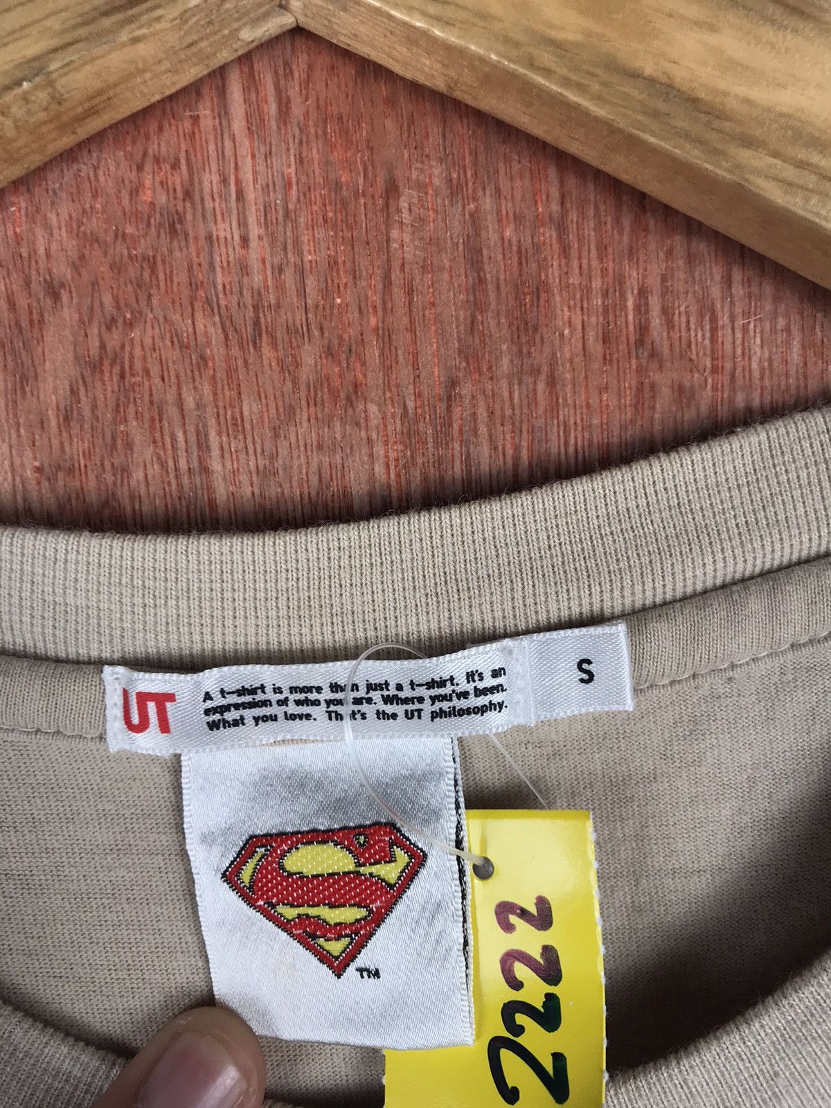 Japanese Brand Uniqlo Marvel Vintage Superman Short Sleeve T-Shirt #2222 Size US S / EU 44-46 / 1 - 6 Thumbnail