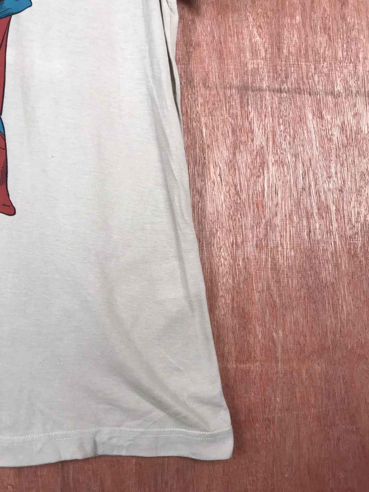 Japanese Brand Uniqlo Marvel Vintage Superman Short Sleeve T-Shirt #2222 Size US S / EU 44-46 / 1 - 5 Thumbnail