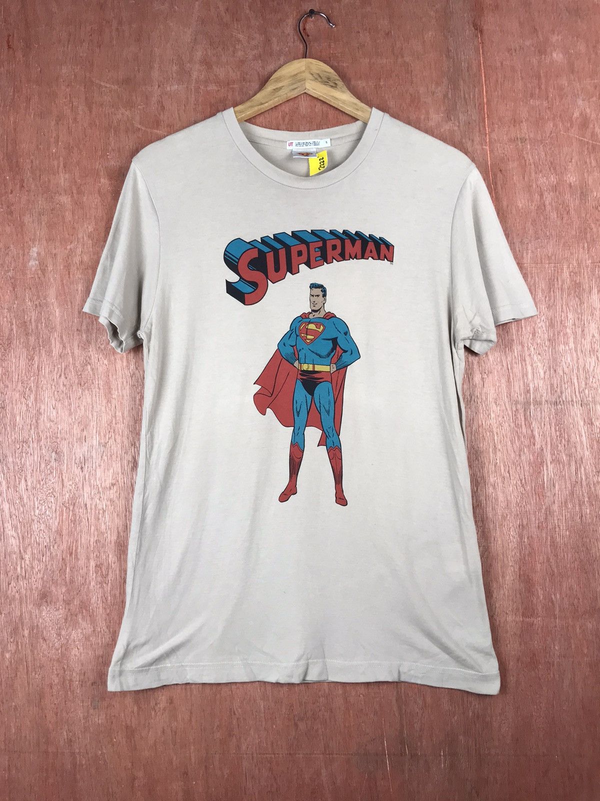 Uniqlo Marvel Vintage Superman Short Sleeve T-Shirt #2222