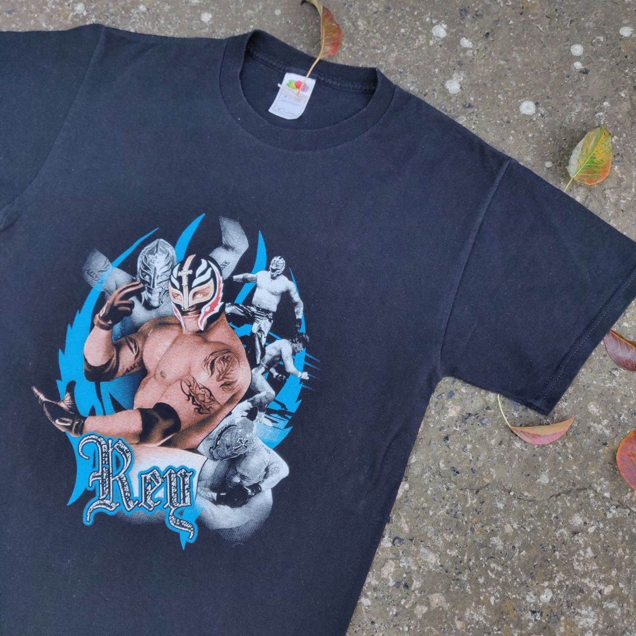 Vintage Vintage Y2K Rey Misterio T-shirt WWE Wrestling M Size US M / EU 48-50 / 2 - 2 Thumbnail