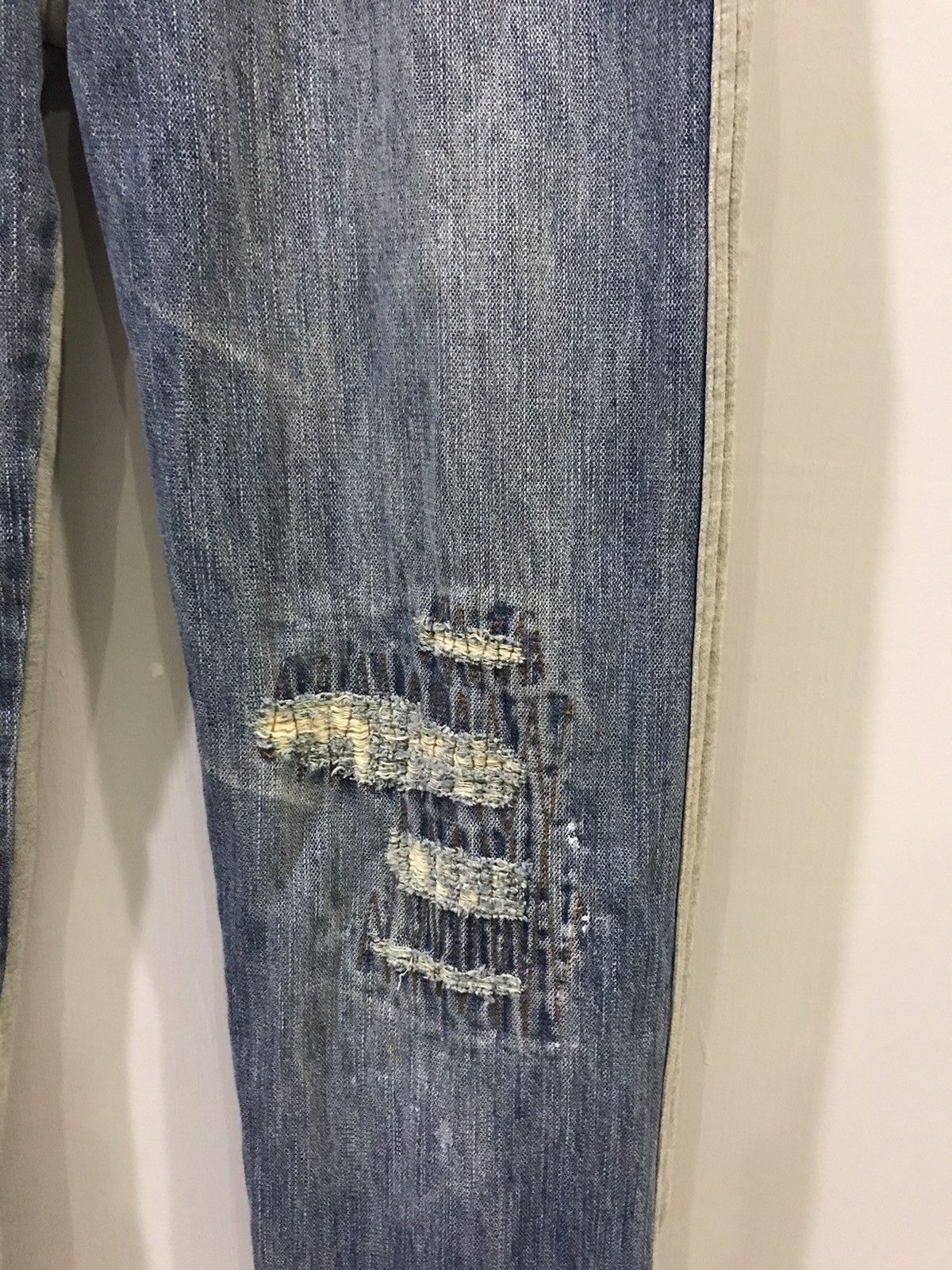 Designer × Japanese Brand Gumu International Japan Distressd Hybrid Paint Fades Denim Size US 32 / EU 48 - 4 Thumbnail