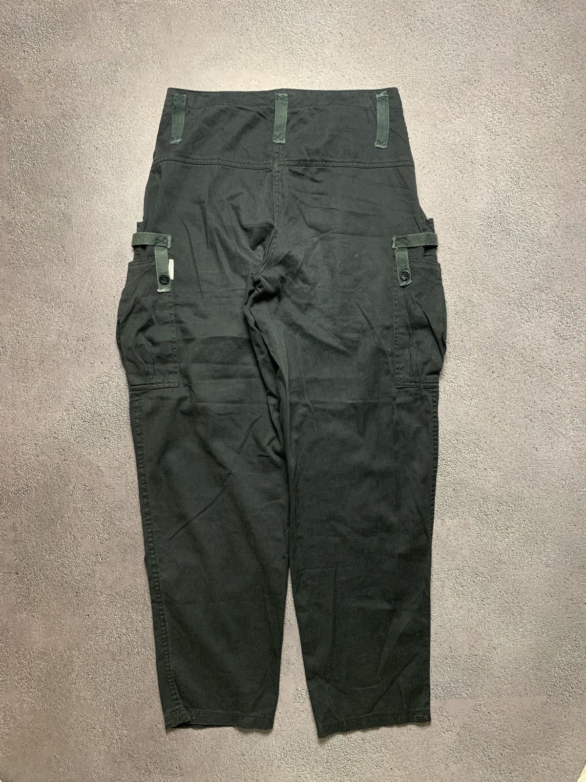 Vintage JAPANESE BRAND MULTIPOCKET CARGO PANTS MILITARY Size US 31 - 14 Preview