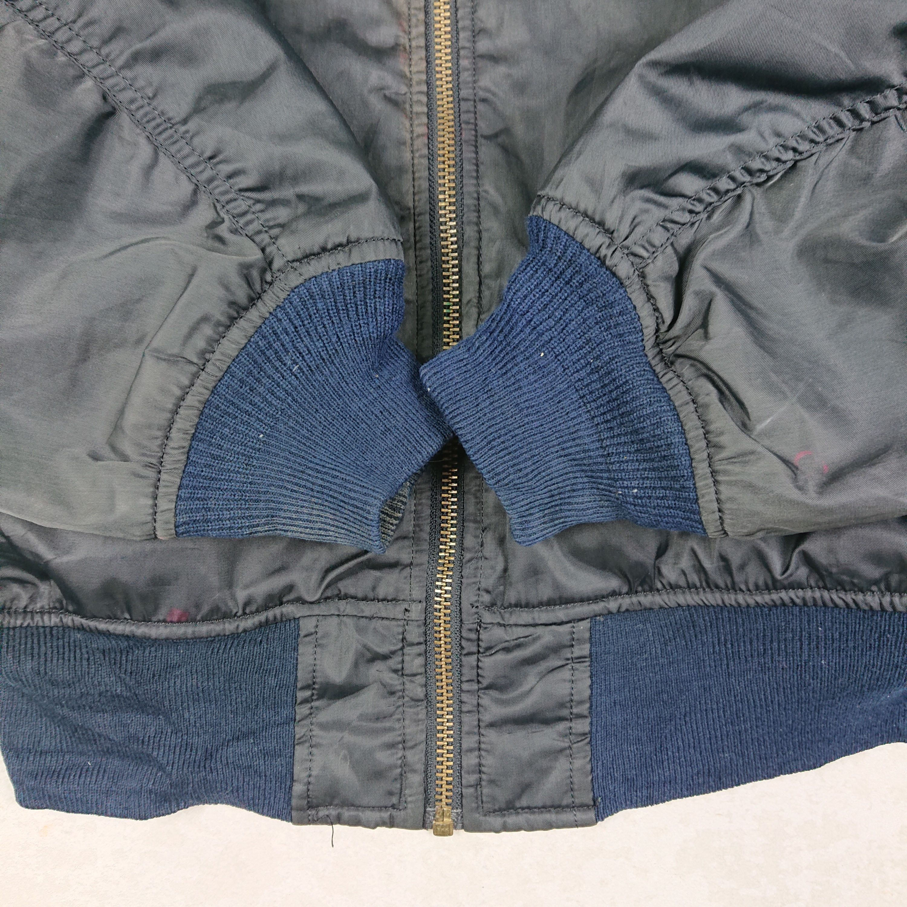 Other Vintage Jacket Black Intermediate MA-1 Air Force Size US L / EU 52-54 / 3 - 3 Thumbnail