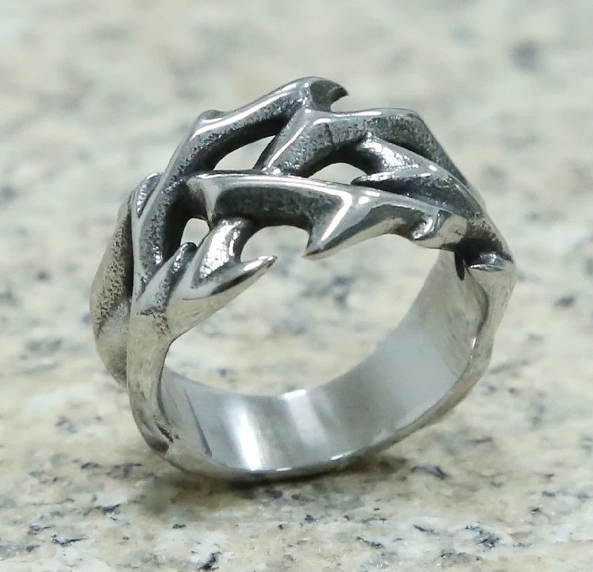 Jewelry x Vintage Thorns Spike Graffiti Goth Punk Rock Ring in Silver, Men's