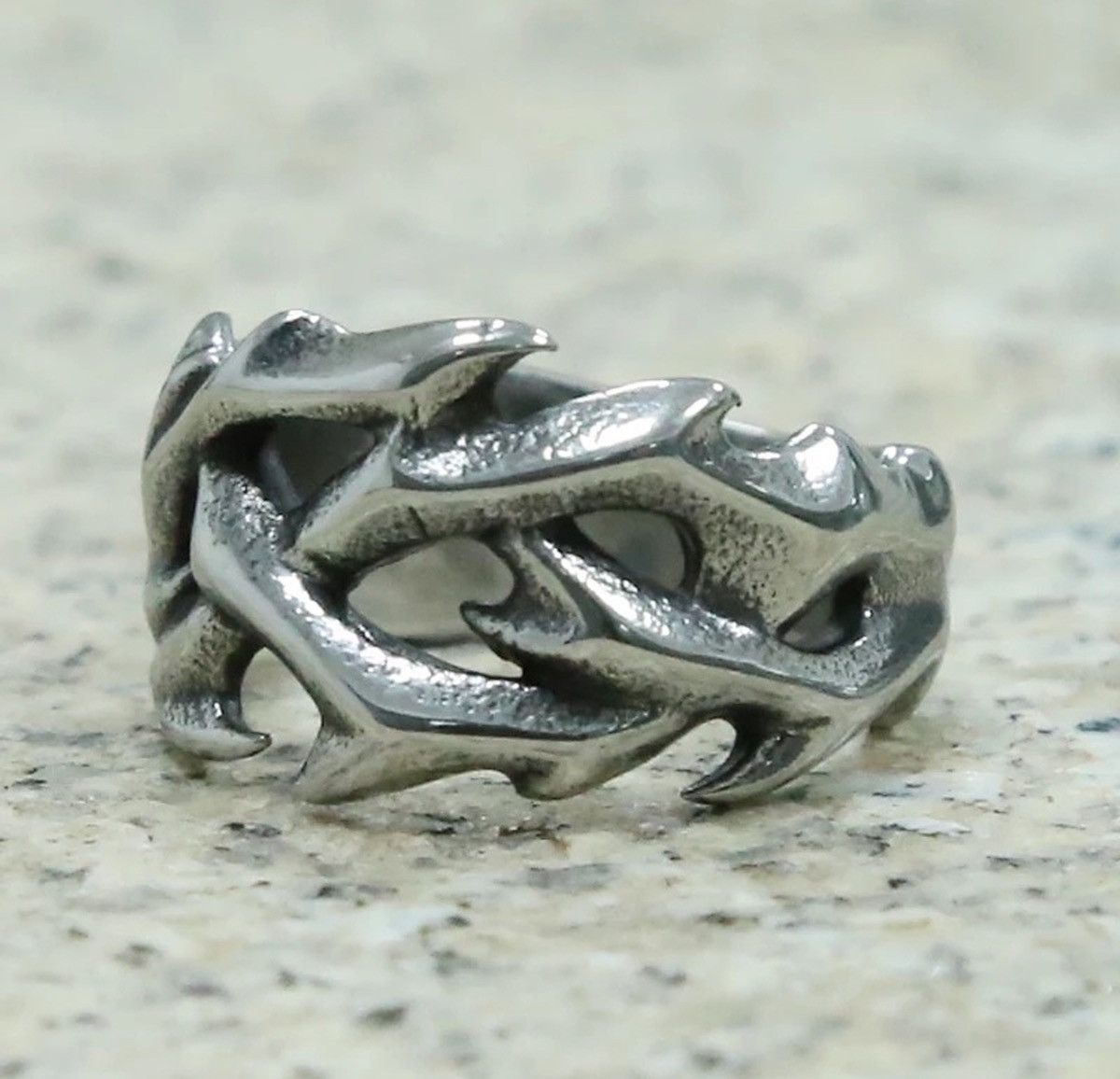 Jewelry Thorns Spike Graffiti Goth Punk Rock Ring Size ONE SIZE - 3 Thumbnail