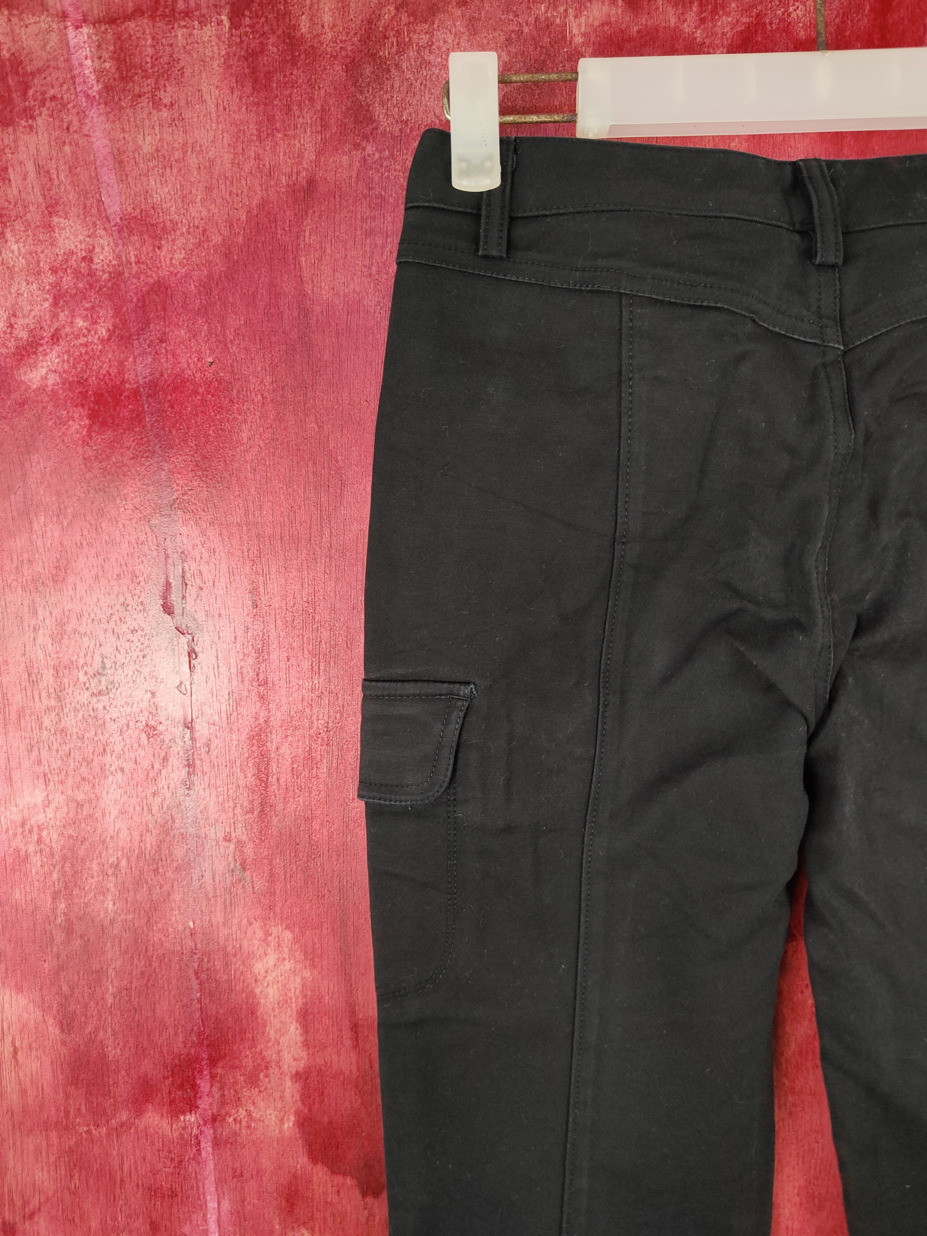 Japanese Brand × Uniqlo Uniqlo Black Multi Pocket Tactical Cargo Pants #S496 Size 26" / US 2 / IT 38 - 8 Thumbnail