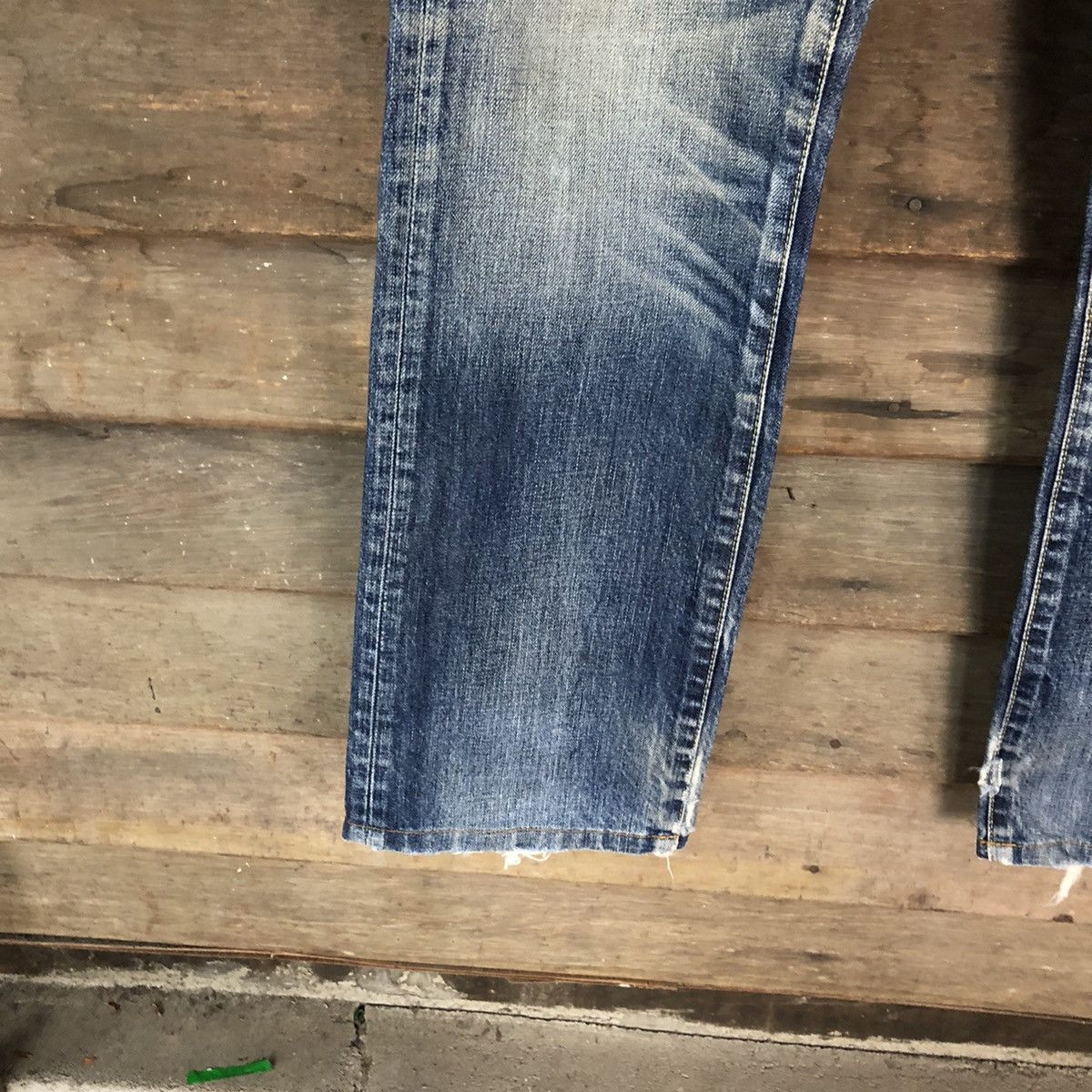 Edition Japan Uniqlo Japan faded Blue Distressed Denim Pants #5126 Size US 30 / EU 46 - 6 Thumbnail