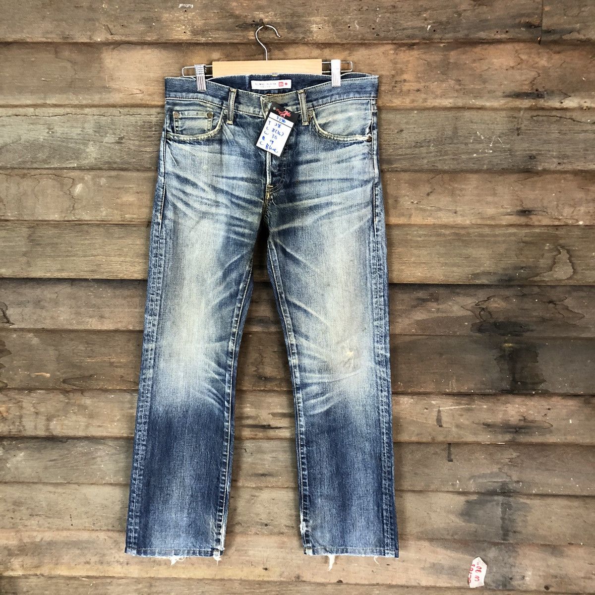 Edition Japan Uniqlo Japan faded Blue Distressed Denim Pants #5126 Size US 30 / EU 46 - 1 Thumbnail