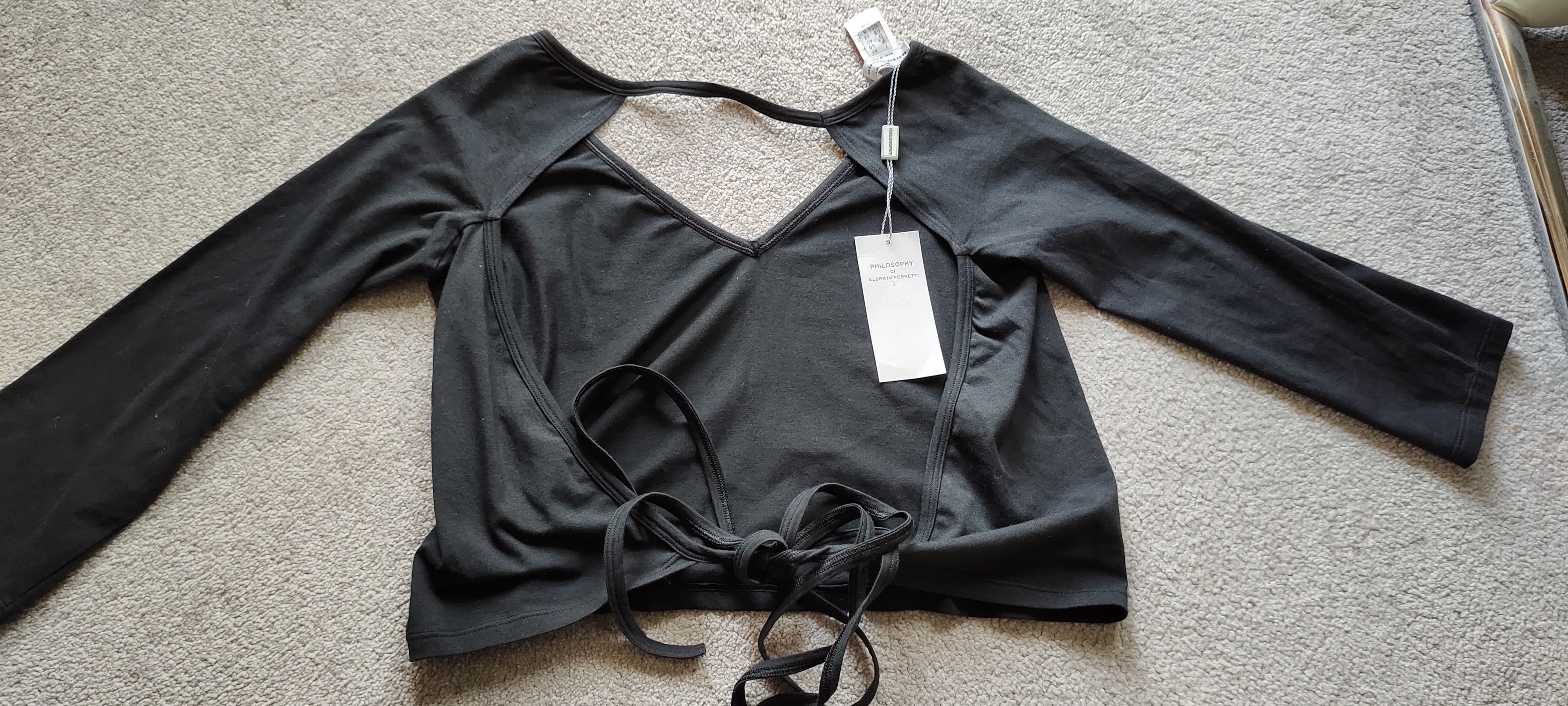 Alberta Ferretti Philosophy Di Alberta Ferretti Black Crop Top sz 8 Size M / US 6-8 / IT 42-44 - 9 Thumbnail