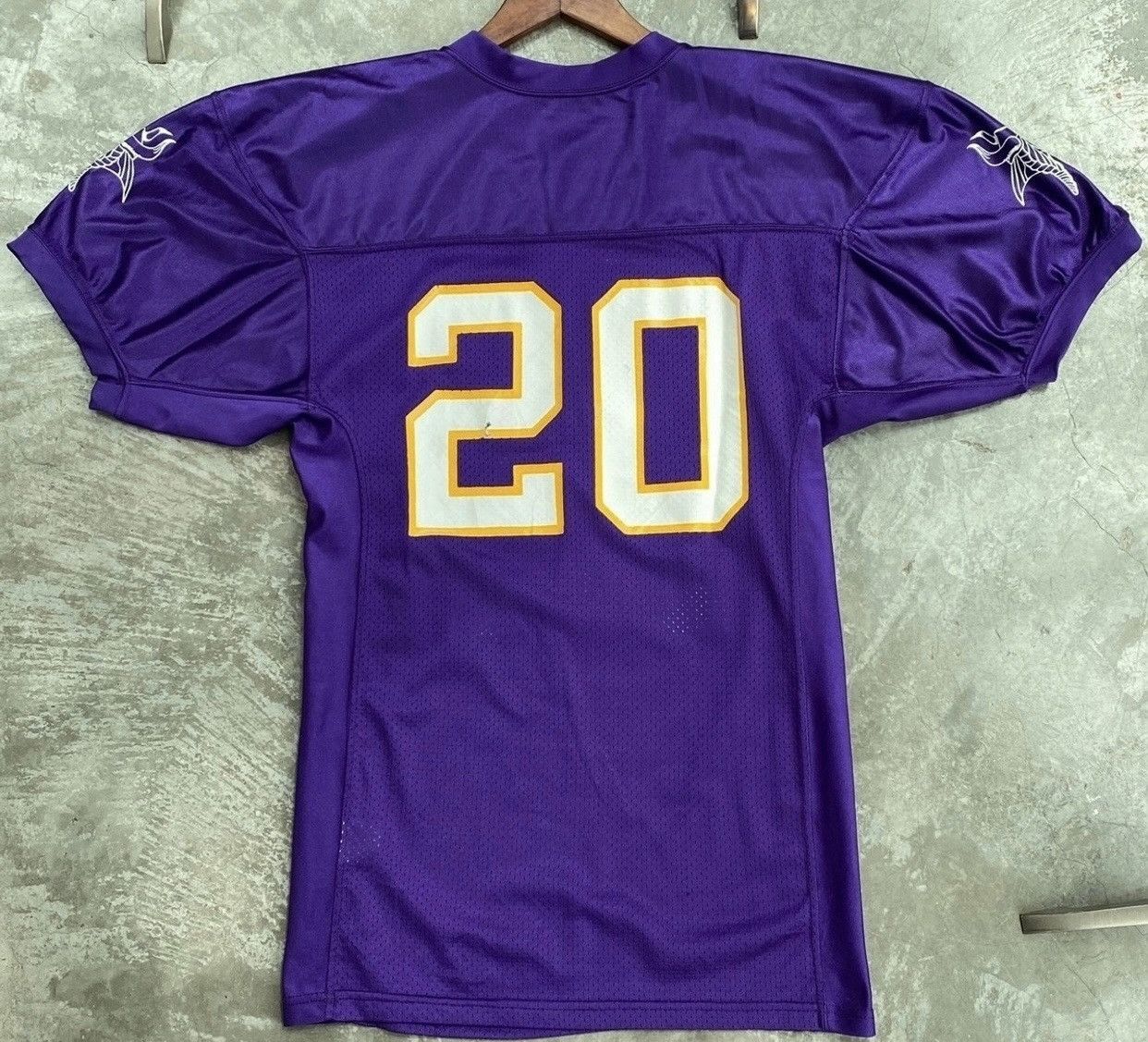 NBA Vintage Snoop Dogg Lakers Adidas Jersey Size US M / EU 48-50 / 2 - 8 Thumbnail