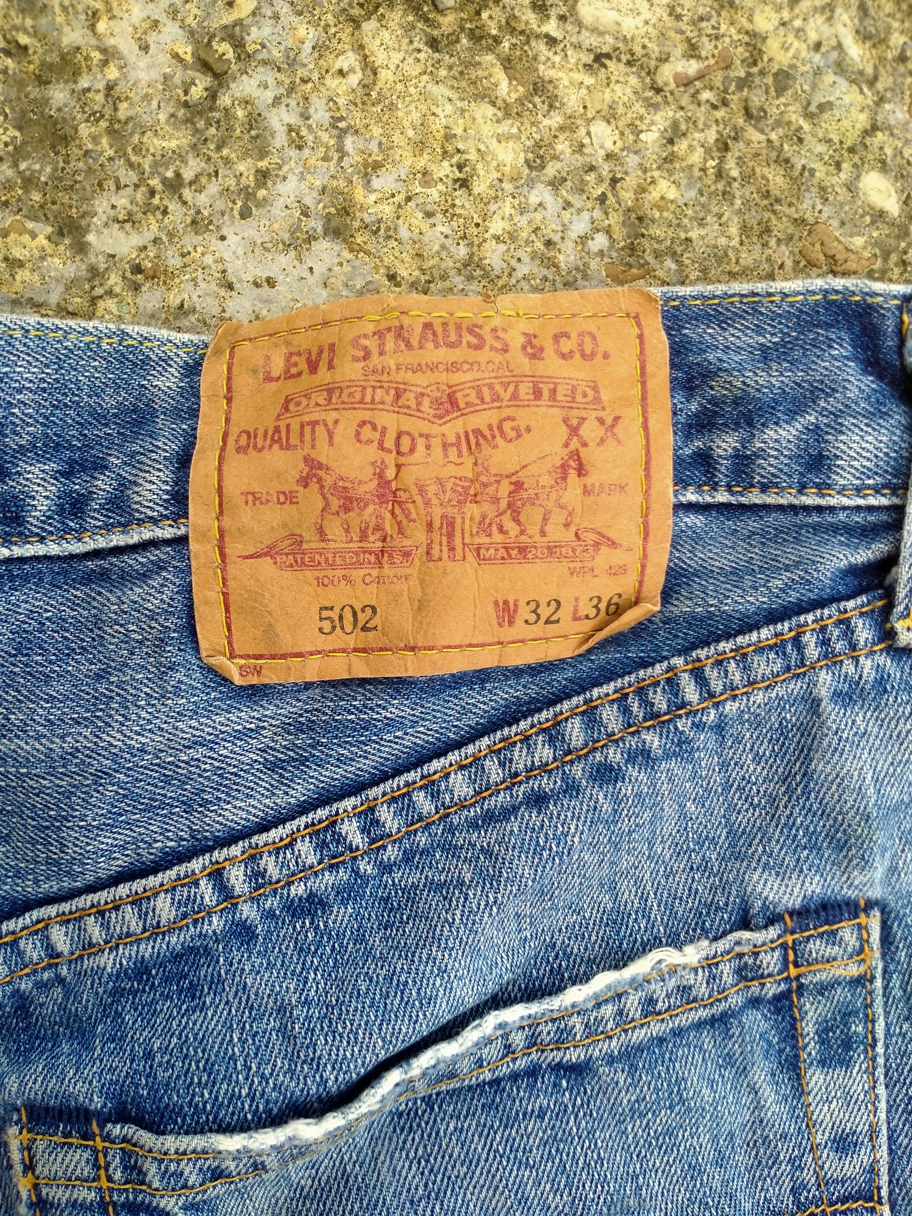 Levi's DISTRESSED LEVIS 502XX J22 BIG E SELVEDGE DENIM Size US 32 / EU 48 - 11 Thumbnail