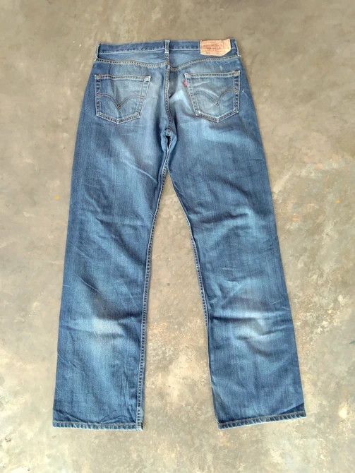 Levi's Vintage Levi's 501 Faded Blue Distressed Jeans 34x33 Size US 34 / EU 50 - 2 Thumbnail