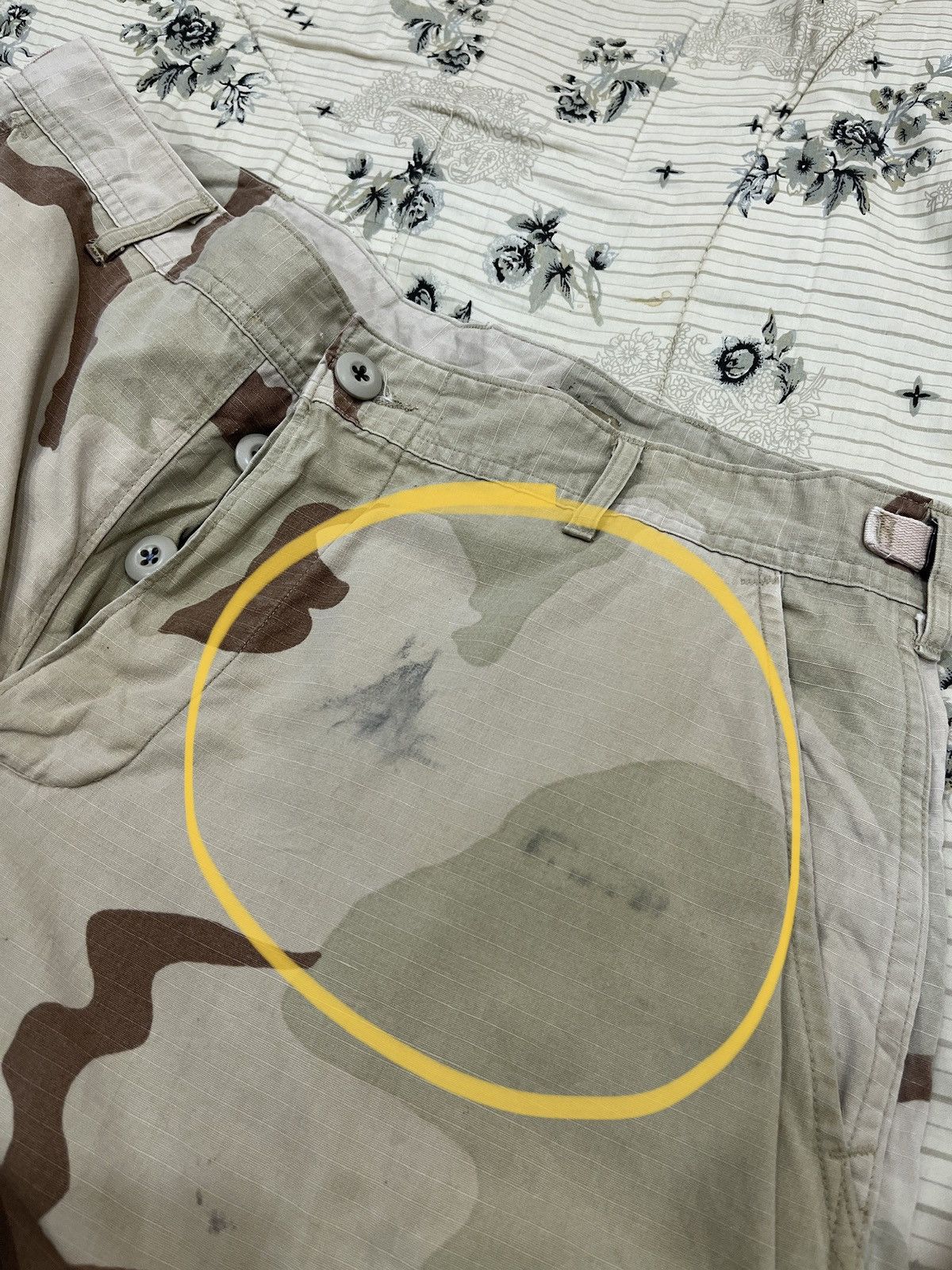 Vintage (Yy). VINTAGE MILITARY CAMOUFLAGE TACTICAL CARGO PANTS Size US 35 - 9 Thumbnail