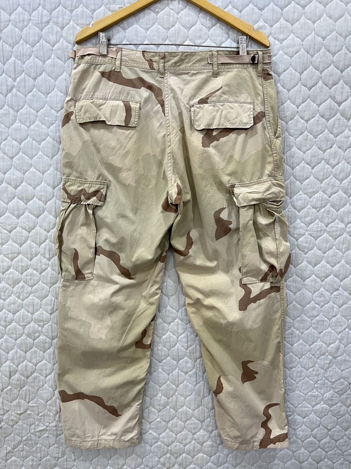 Vintage (Yy). VINTAGE MILITARY CAMOUFLAGE TACTICAL CARGO PANTS Size US 35 - 1 Thumbnail