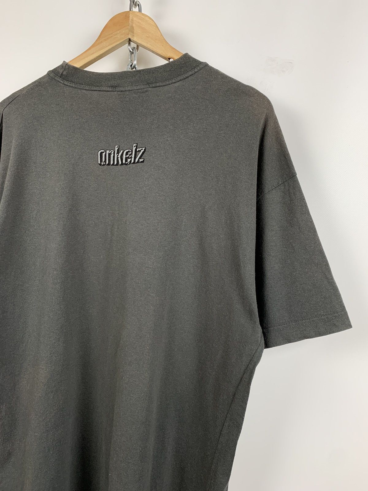 Band Tees Vintage Böhse Onkelz Faded Grey T-Shirt Size US XL / EU 56 / 4 - 9 Thumbnail