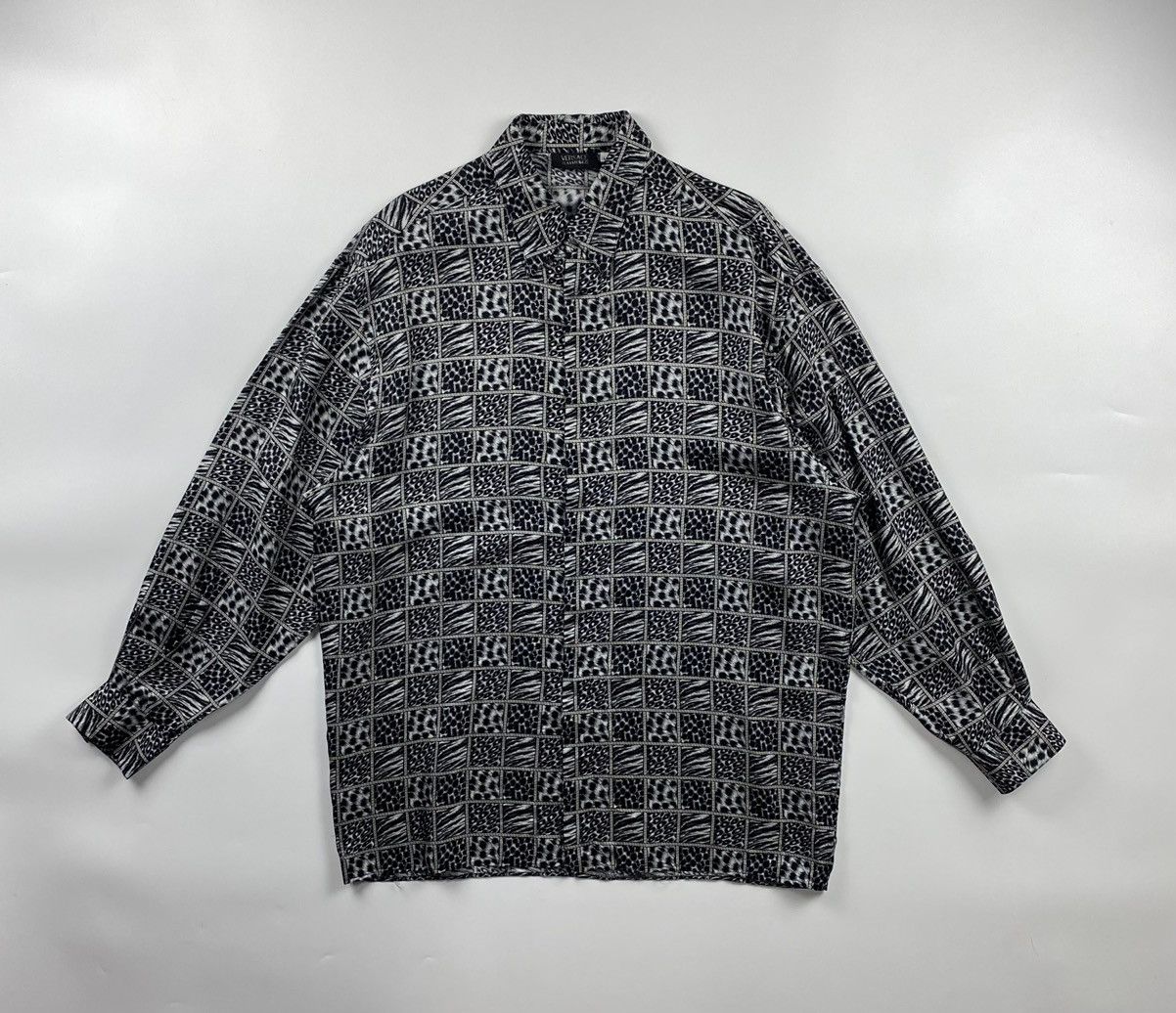 Versace Versace Leopard Print Silk Shirt Size US L / EU 52-54 / 3 - 1 Thumbnail