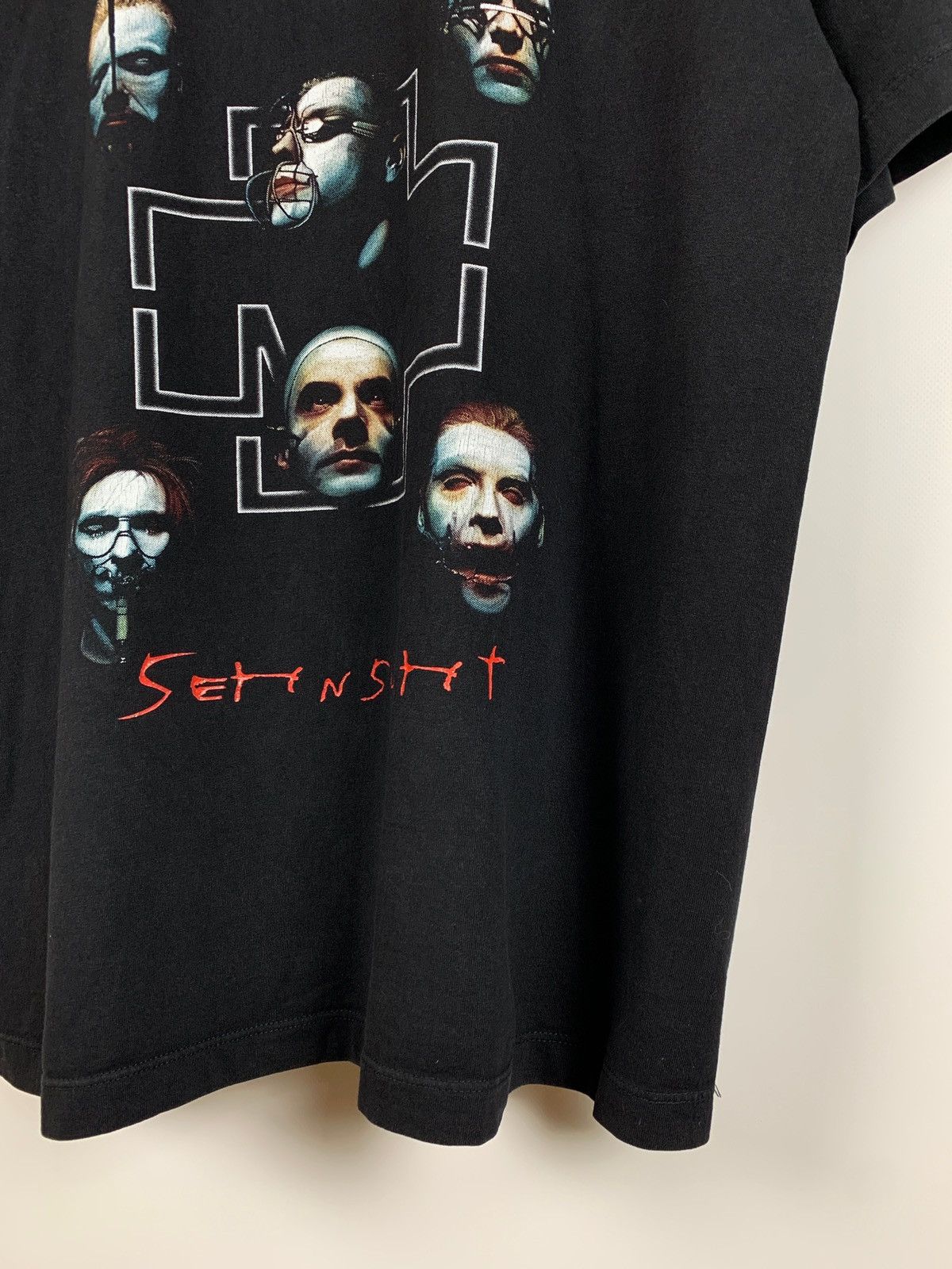 Band Tees Vintage Rammstein Sehnsucht Black Band T-Shirt Size US L / EU 52-54 / 3 - 7 Thumbnail