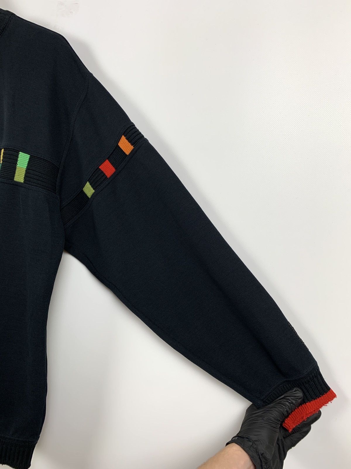 Carlo Colucci Vintage Carlo Colucci Black Sweater Size US XL / EU 56 / 4 - 8 Thumbnail