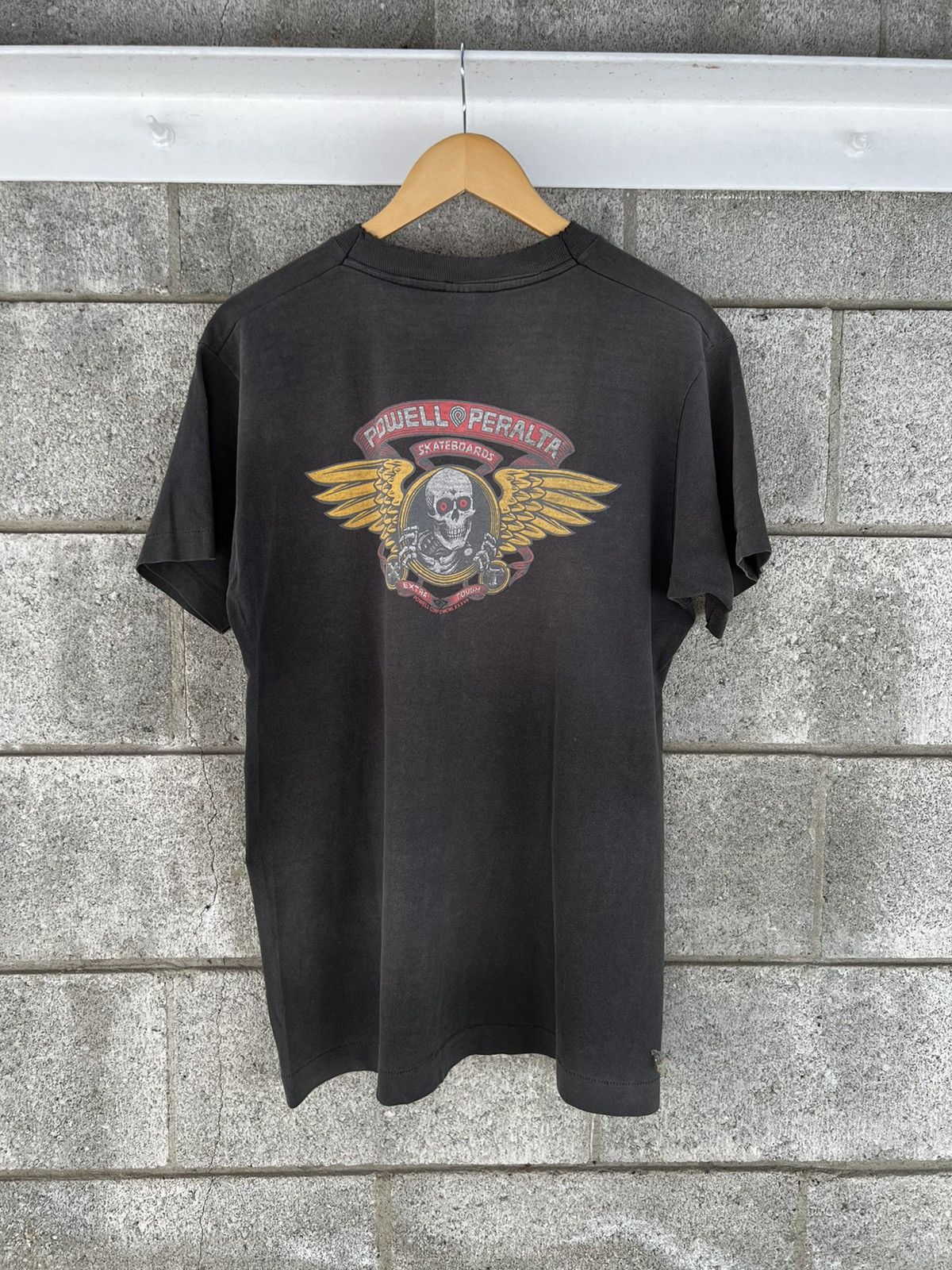 Vintage POWELL PERALTA skateboards t-shirt