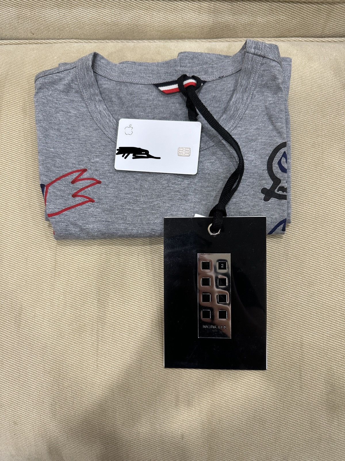 Moncler Maglia logo t-shirt size Large new with tags