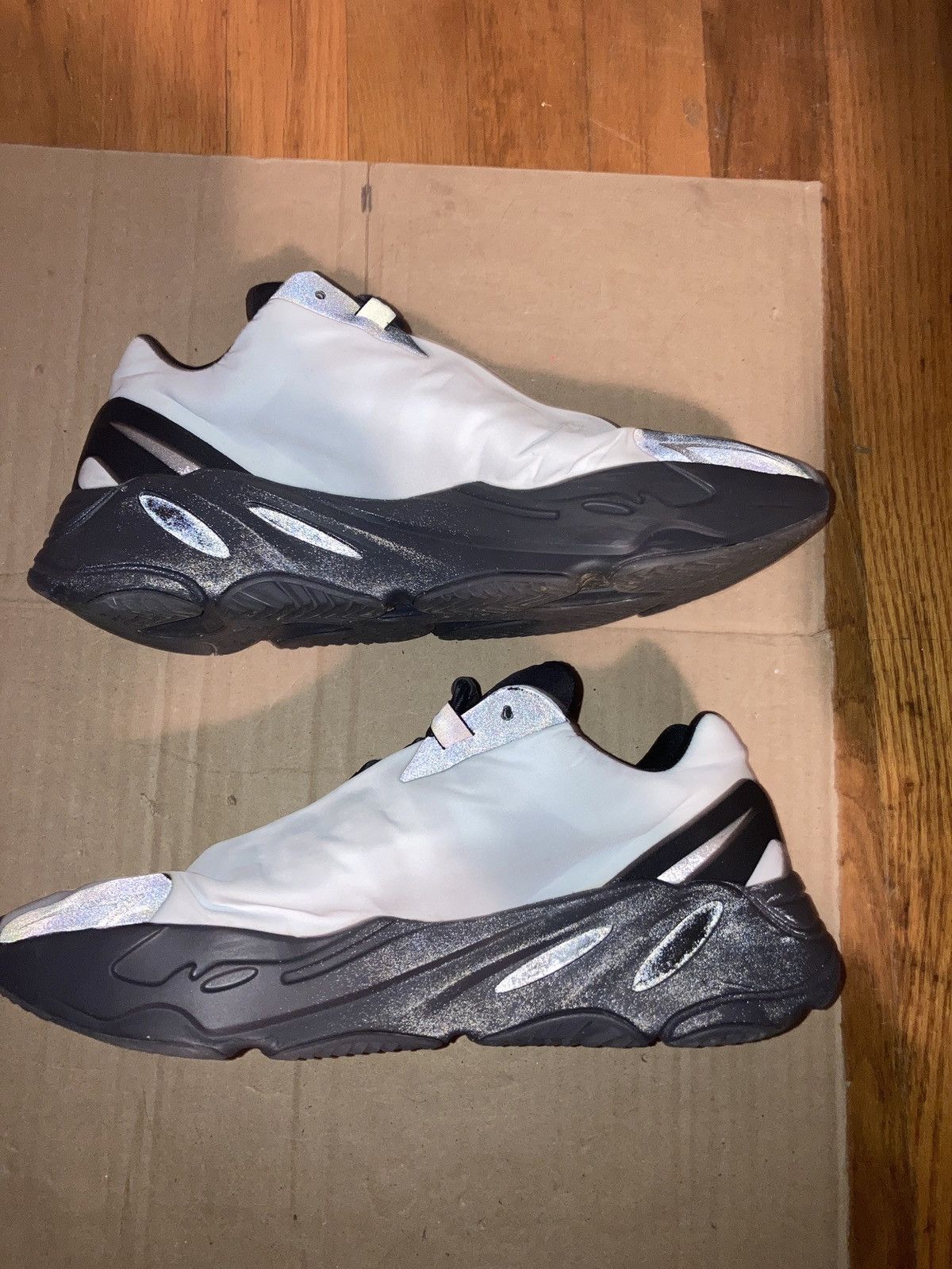 Adidas × Kanye West Mvnm 700 *used* Size US 10.5 / EU 43-44 - 2 Thumbnail