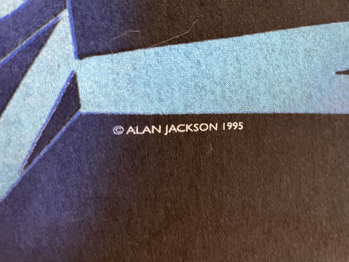Band Tees Alan Jackson 1995 large shirt Size US L / EU 52-54 / 3 - 3 Thumbnail