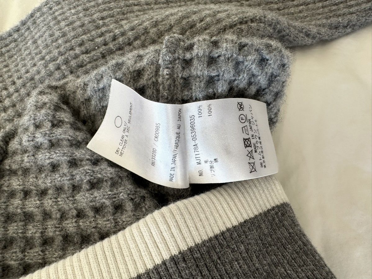 Thom Browne RELAXED CHUNKY WAFFLE SWEATSHIRT Size US XS / EU 42 / 0 - 5 Thumbnail