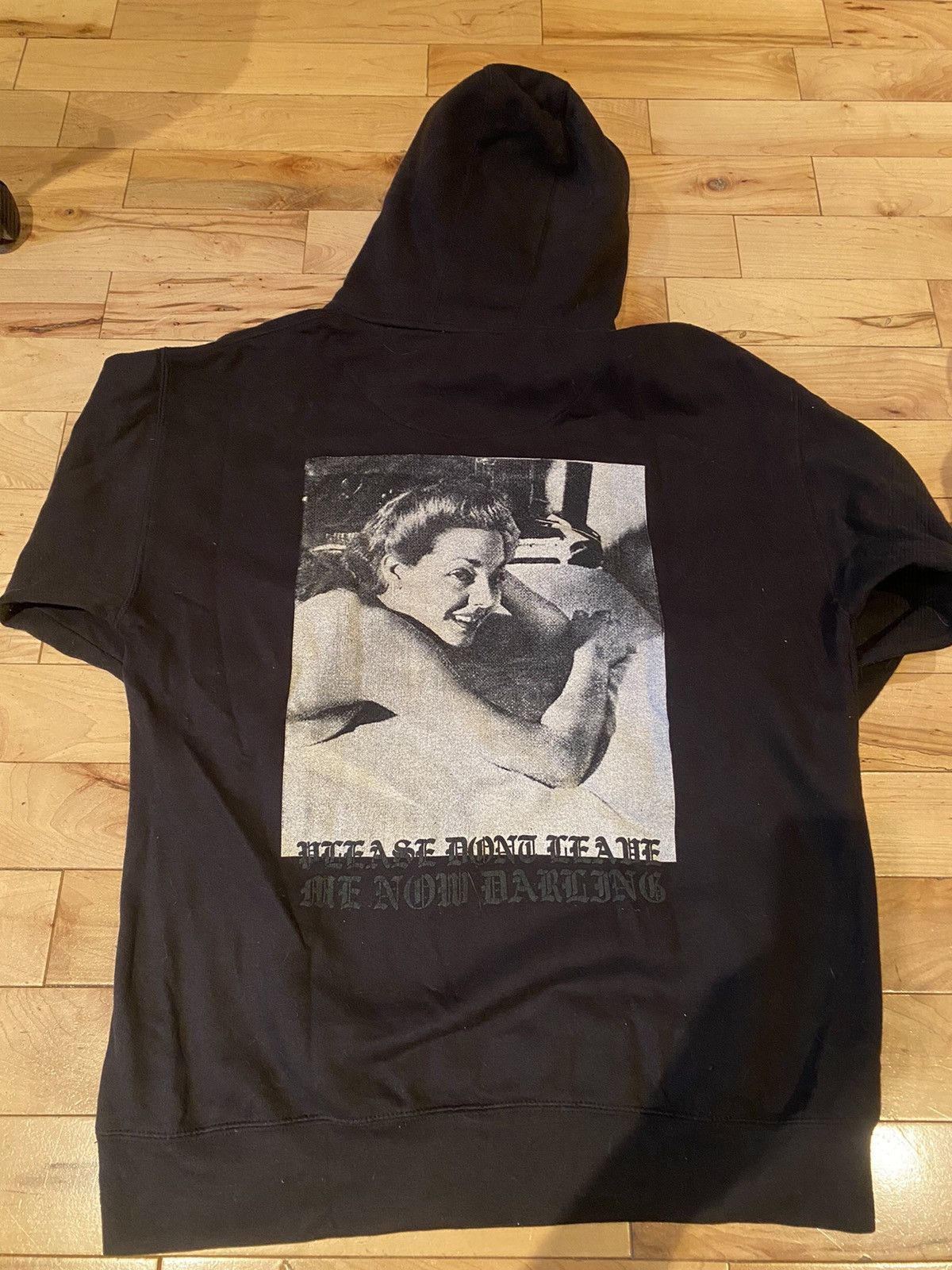 Foulplay Company Old English Please Don’t Leave Me Now Darling Hoodie Size US XL / EU 56 / 4 - 3 Thumbnail