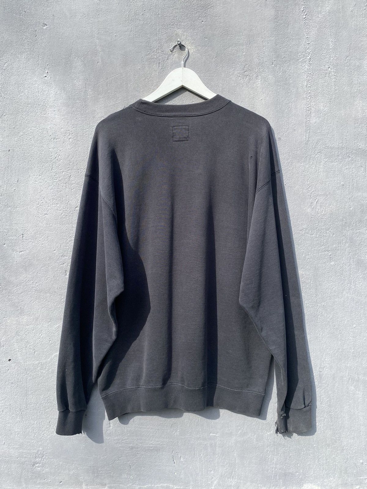 Nike Vintage Nike Small Dark Swoosh Sweatshirt XL Size US L / EU 52-54 / 3 - 6 Thumbnail