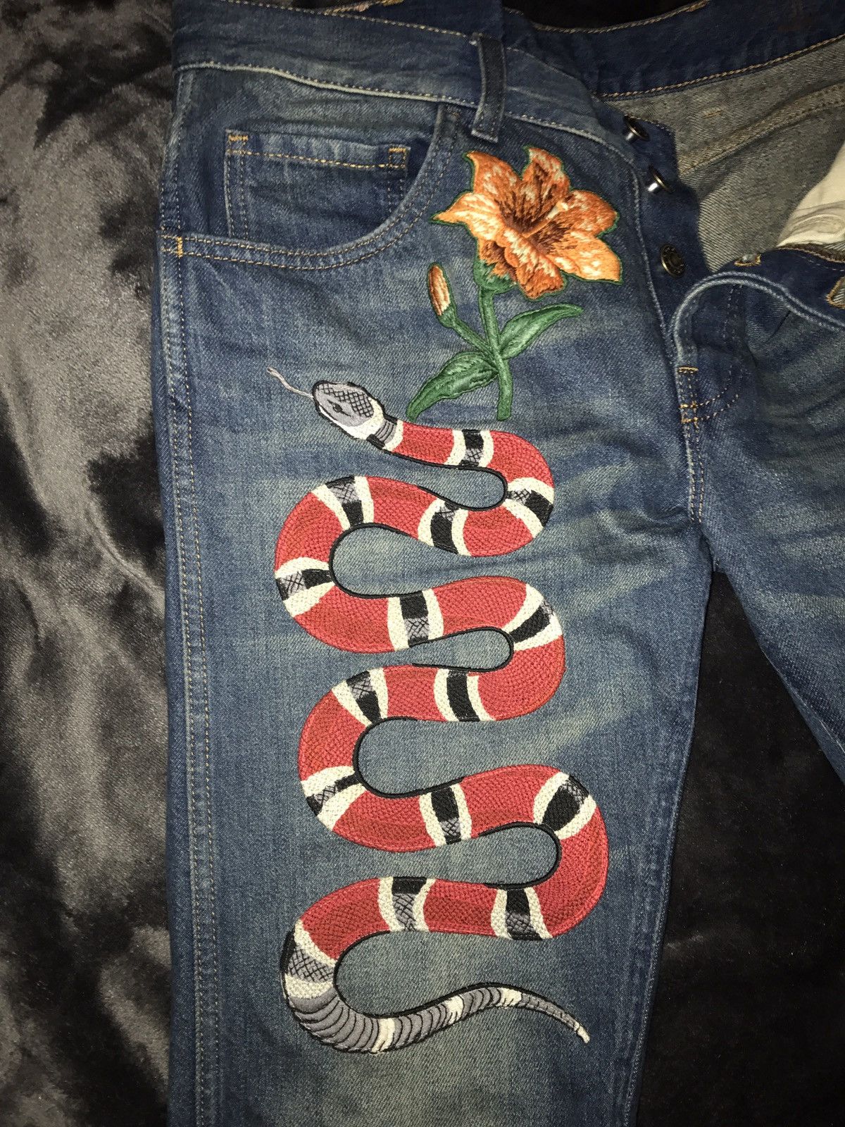 Gucci Gucci Embroidered Snake Size US 31 - 1 Thumbnail