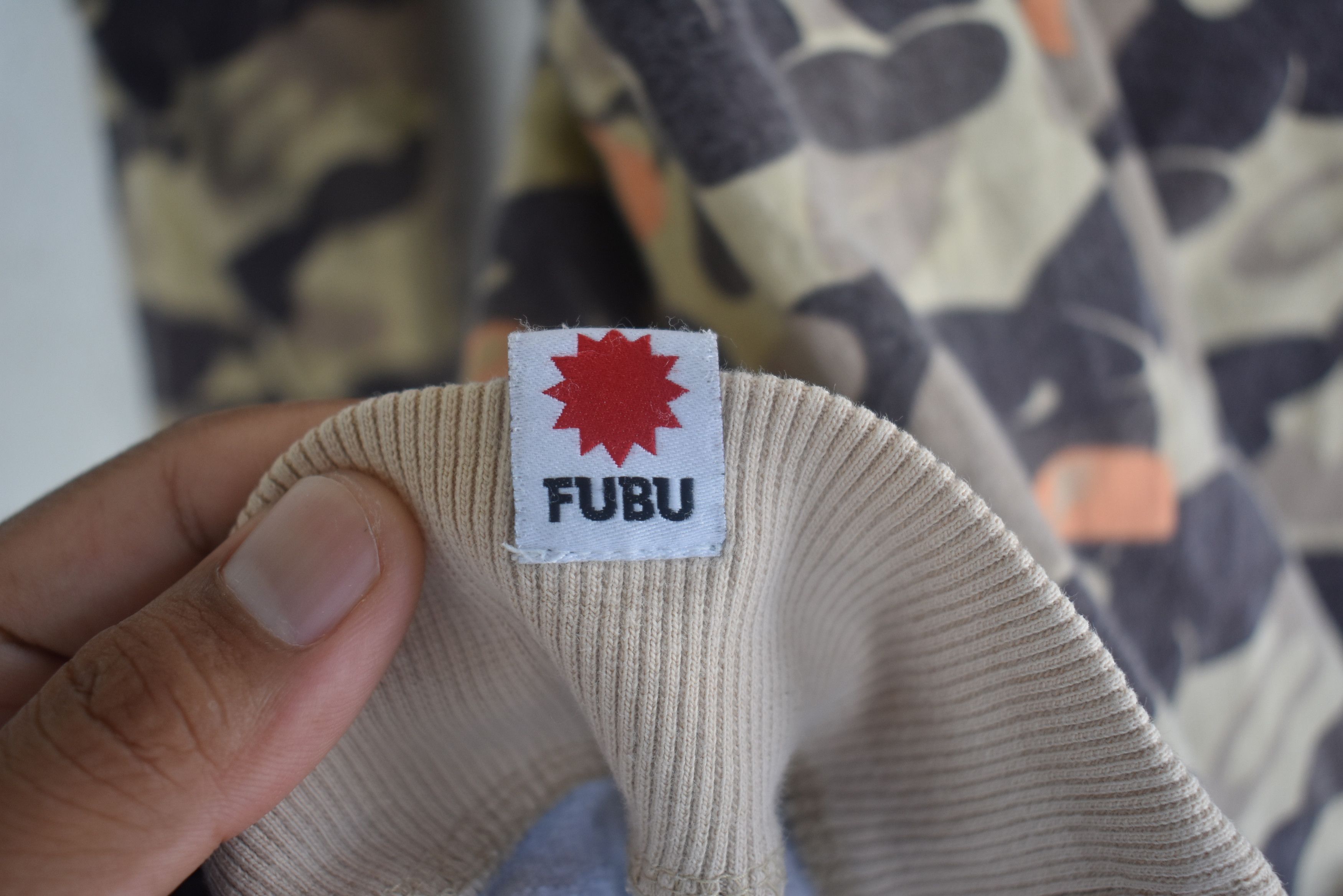Fubu × Vintage RARE FUBU CAMO FULL PRINT SWEATSHIRT Size US L / EU 52-54 / 3 - 6 Thumbnail
