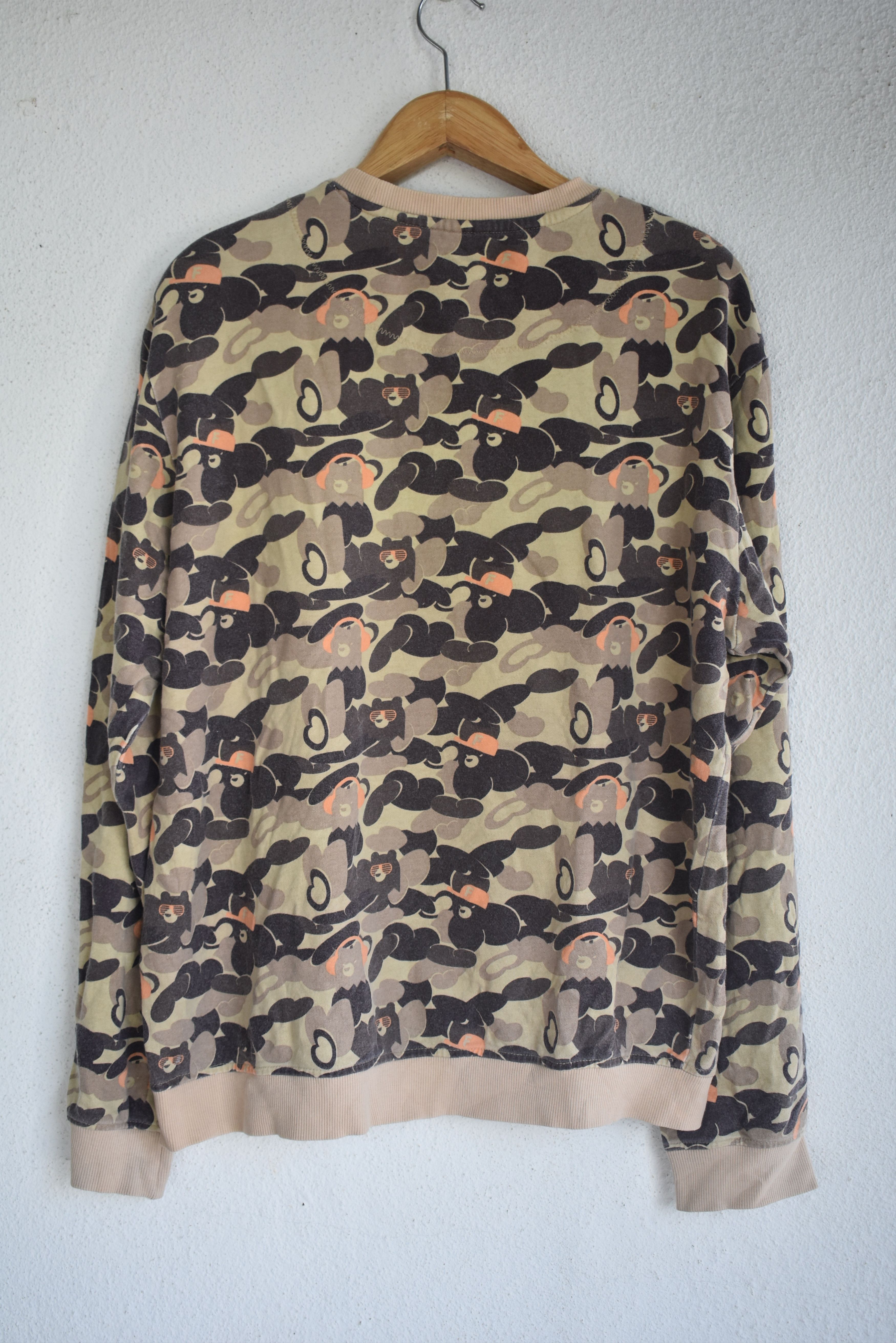 Fubu × Vintage RARE FUBU CAMO FULL PRINT SWEATSHIRT Size US L / EU 52-54 / 3 - 5 Thumbnail