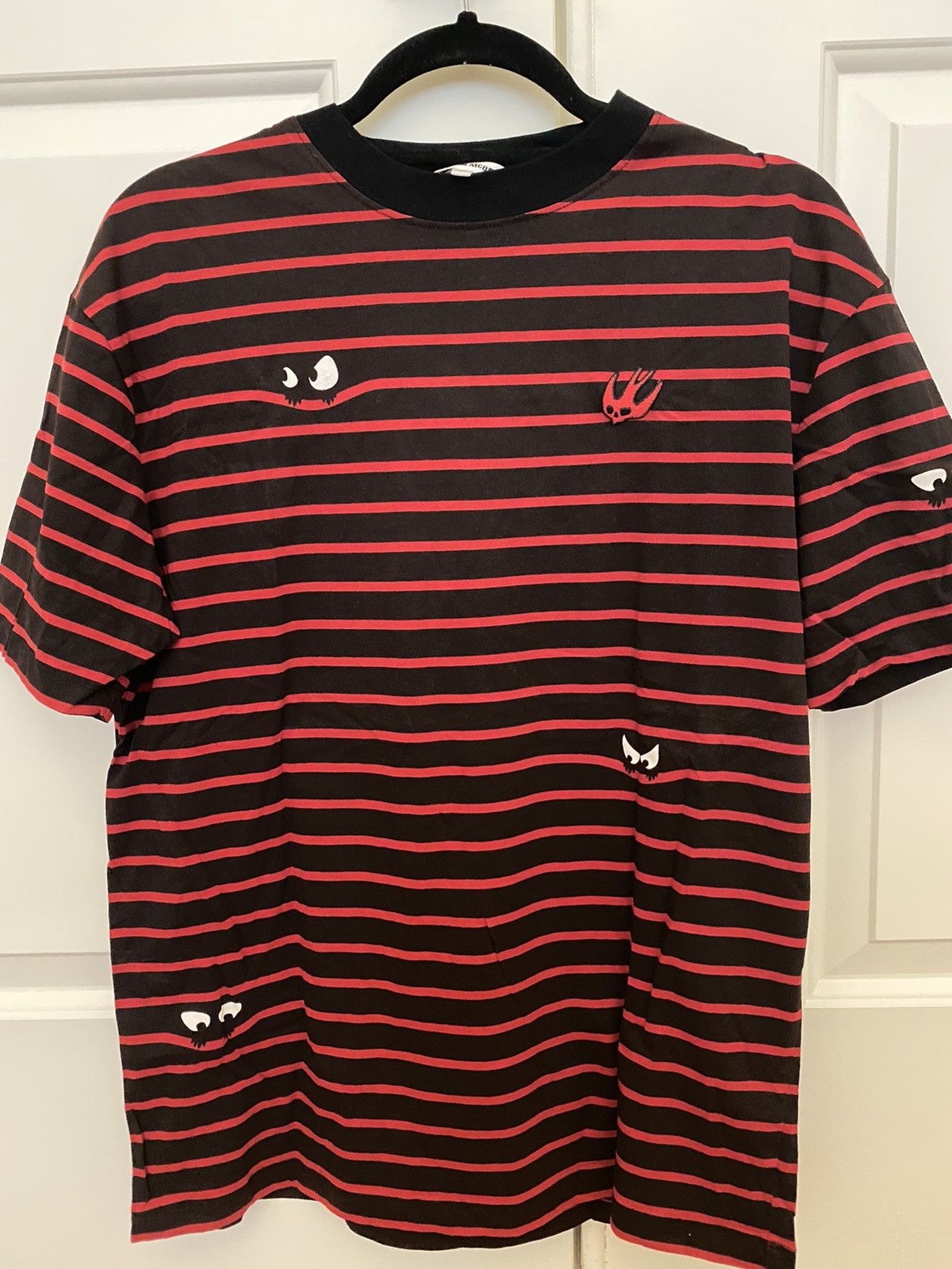 MCQ Alexander McQueen MCQ eyes print striped tee Size US S / EU 44-46 / 1 - 1 Thumbnail