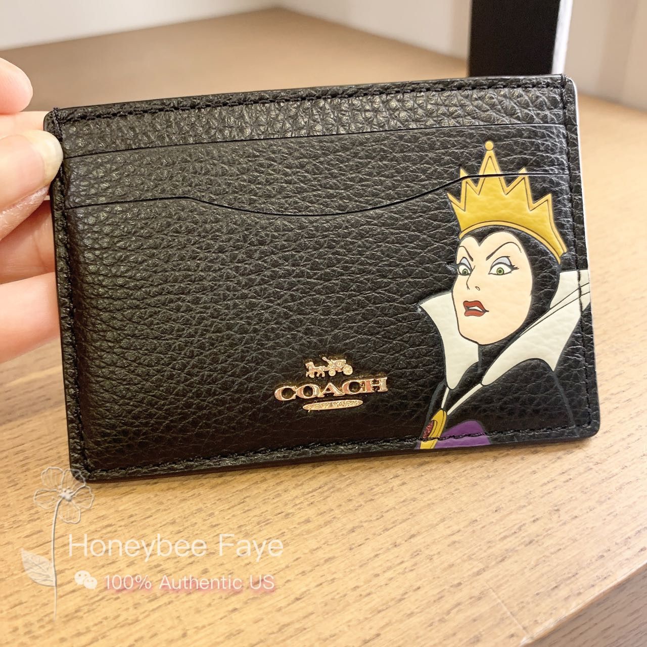 NWT CD674 Disney X Coach Card Case Evil Queen Motif Snow White store