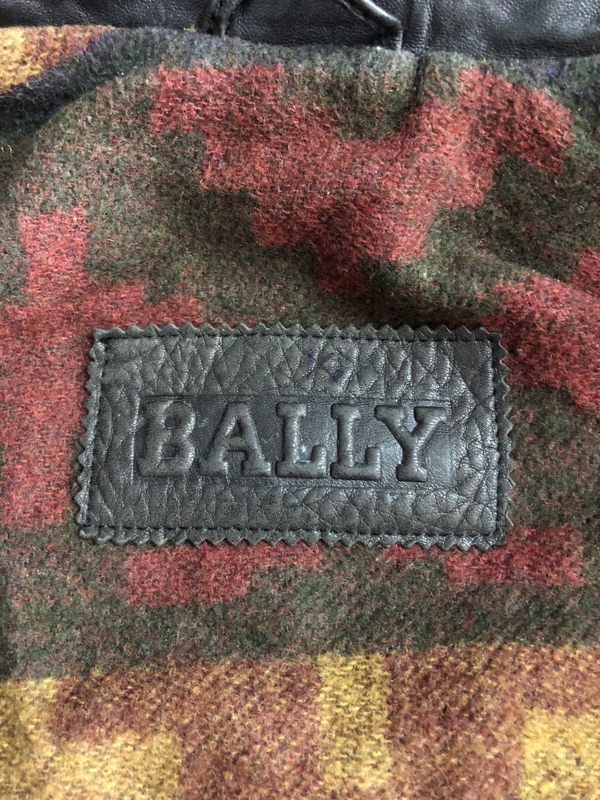 Bally Circa 80's Bally leather bomber removal hoodie Size US M / EU 48-50 / 2 - 19 Thumbnail