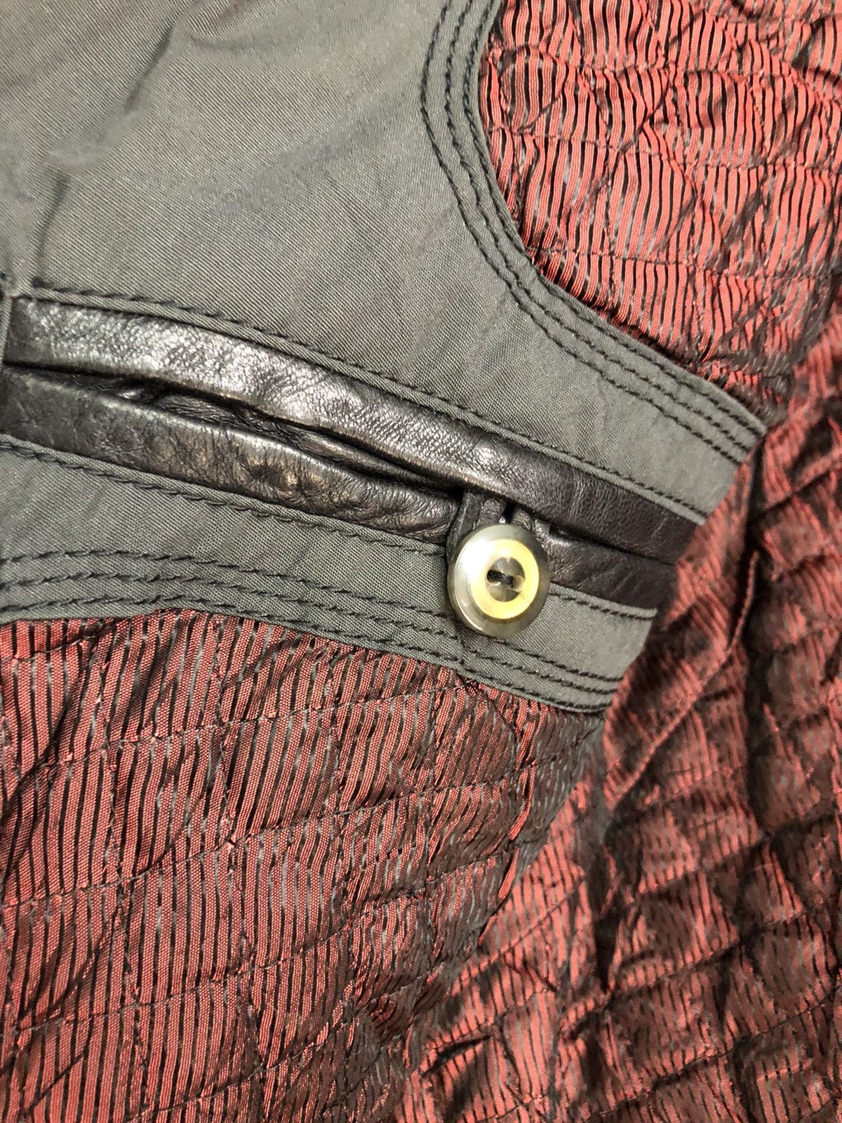 Bally Circa 80's Bally leather bomber removal hoodie Size US M / EU 48-50 / 2 - 23 Thumbnail