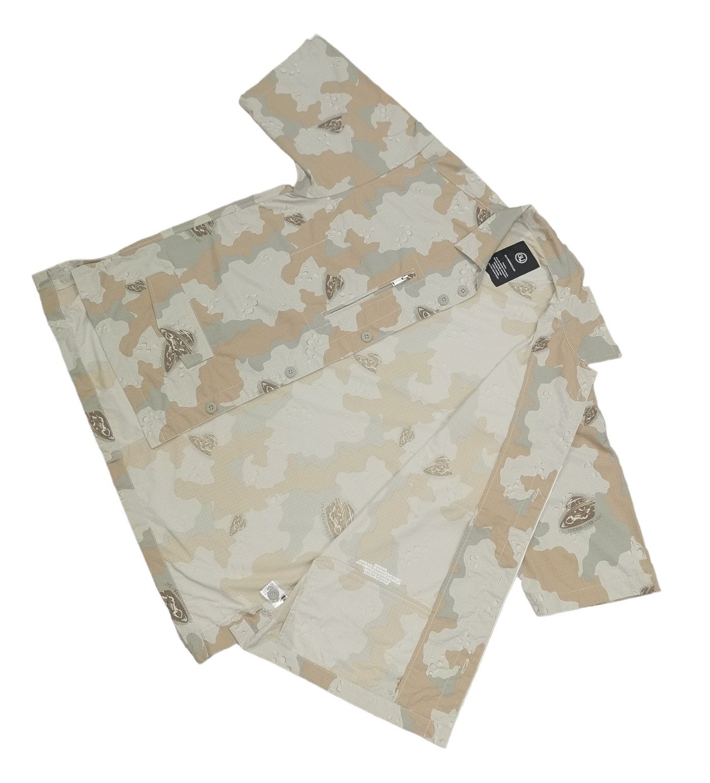 GU × Undercover Gu x Undercover Camo Shirt Size US L / EU 52-54 / 3 - 9 Thumbnail