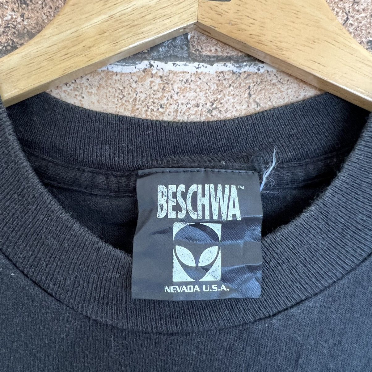 Hook-Ups × Vintage Vintage 90’s Alien Beschwa Skateboard Tee Size US L / EU 52-54 / 3 - 4 Thumbnail