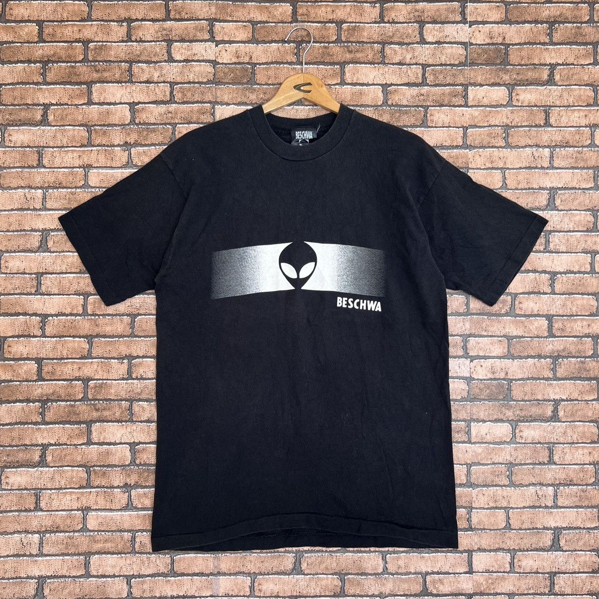 Hook-Ups × Vintage Vintage 90’s Alien Beschwa Skateboard Tee Size US L / EU 52-54 / 3 - 1 Thumbnail