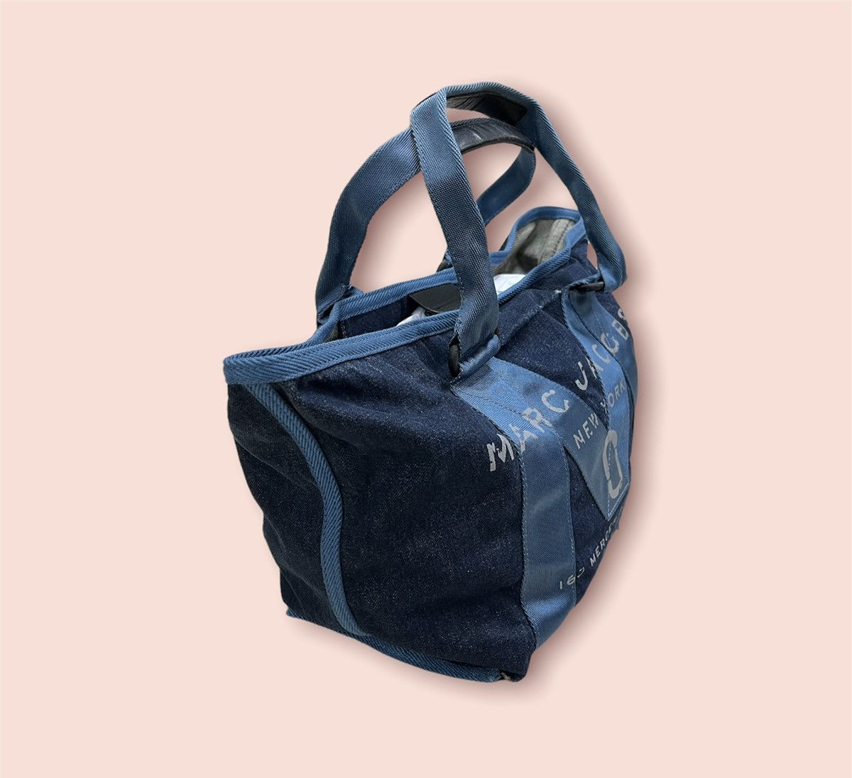 Marc Jacobs × Marc by Marc Jacobs MARC JACOBS NEW LOGO DENIM SHOULDER TOTE Size ONE SIZE - 7 Thumbnail